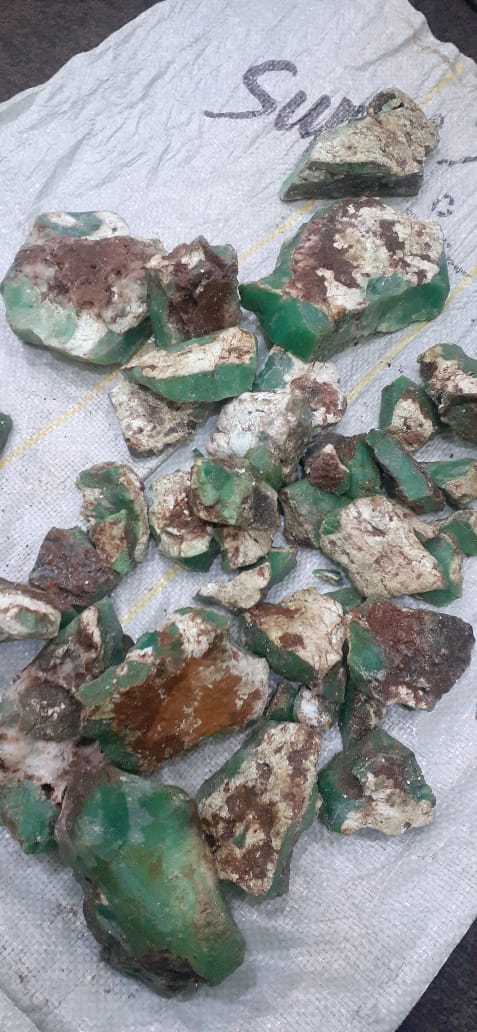 Chrysoprase Lots Available For Pre-Order (6 Weeks Delivery Time) From Tanzania. Price Is Per 10 Kg