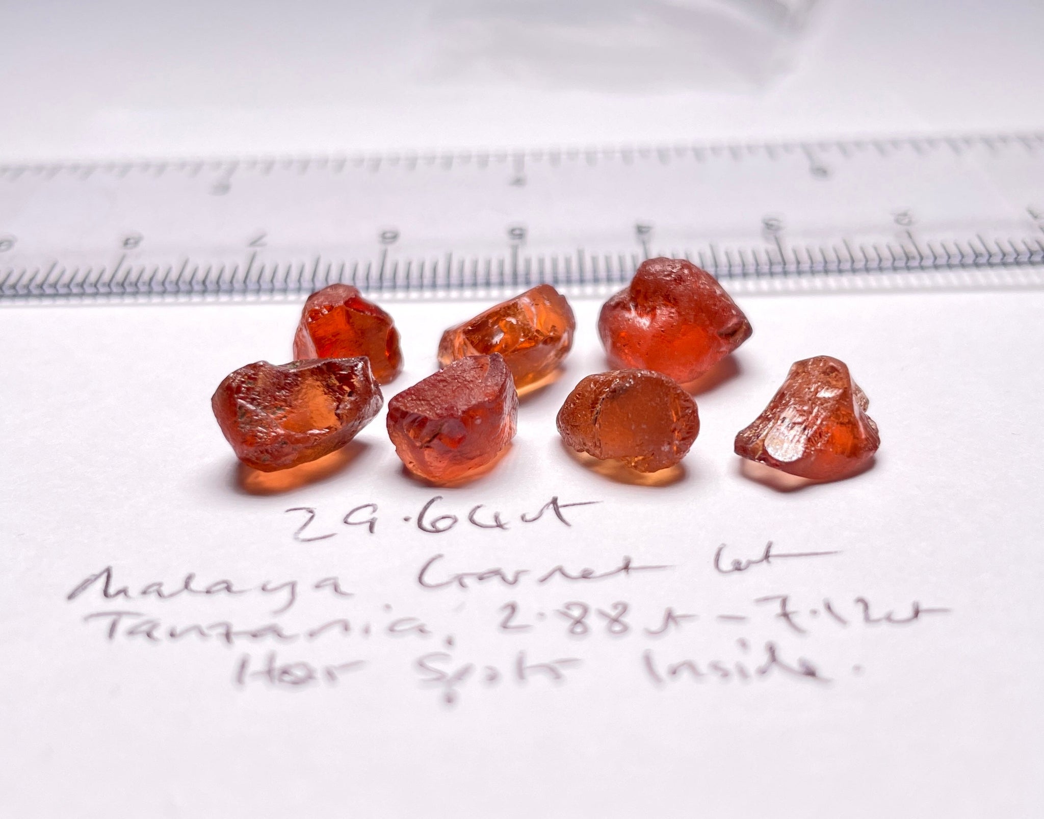 29.64Ct Malaya Garnet Lot Has Spots Inside Tanzania. 2.88Ct To 7.12Ct