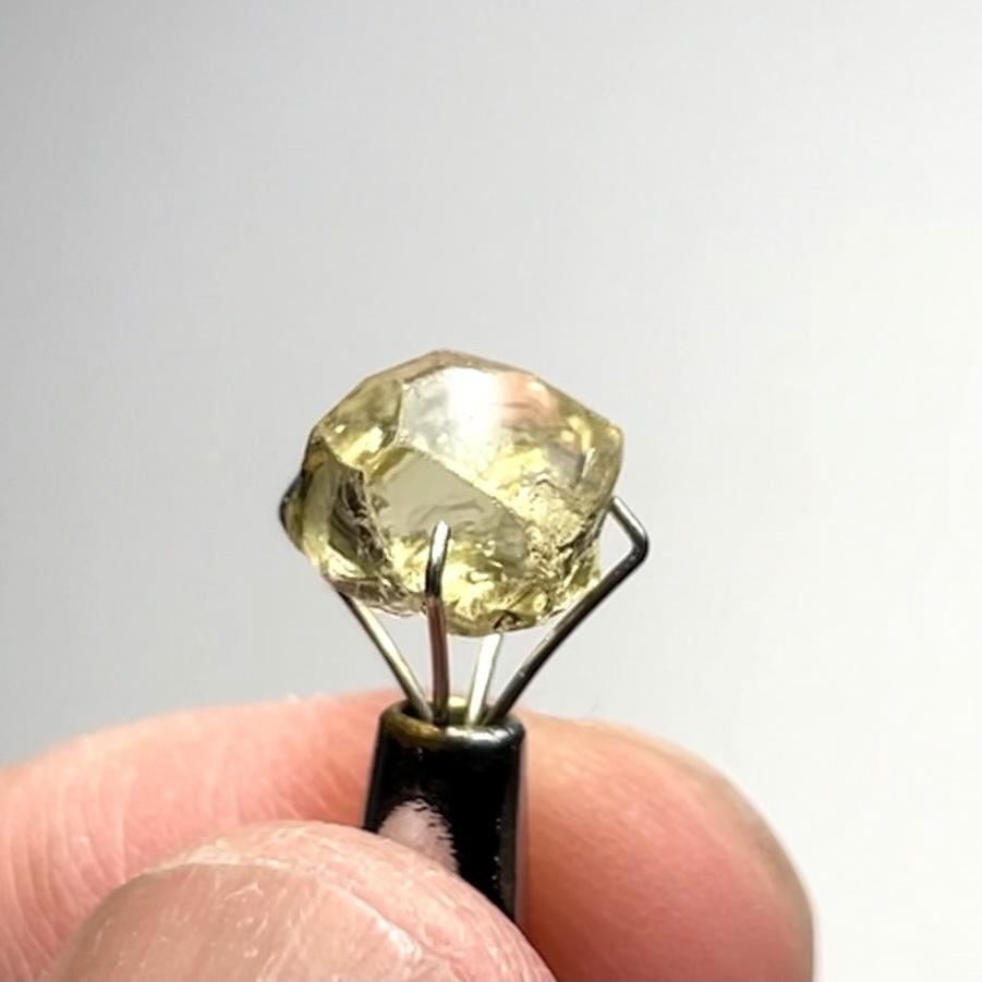 3.15Ct Yellow Tourmaline Crystal Vvs-If Tanzania Untreated Unheated. 7 X 5Mm
