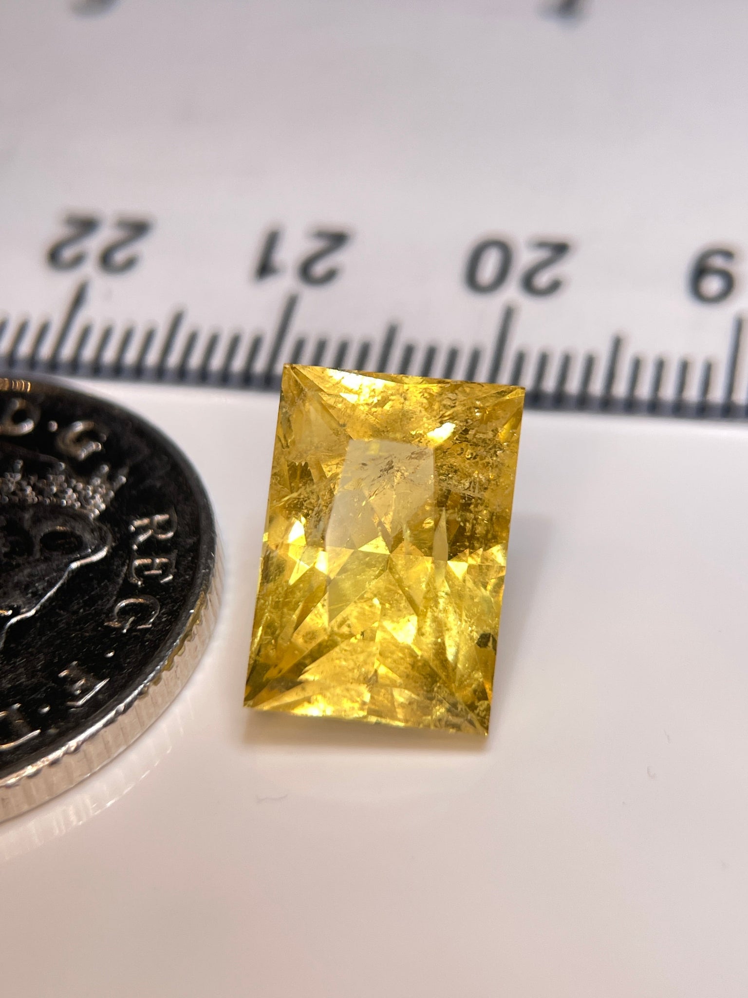 8.035Ct Vivid Intense Yellow Golden Danburite Tanzania Untreated Unheated. Slightly Included. Super