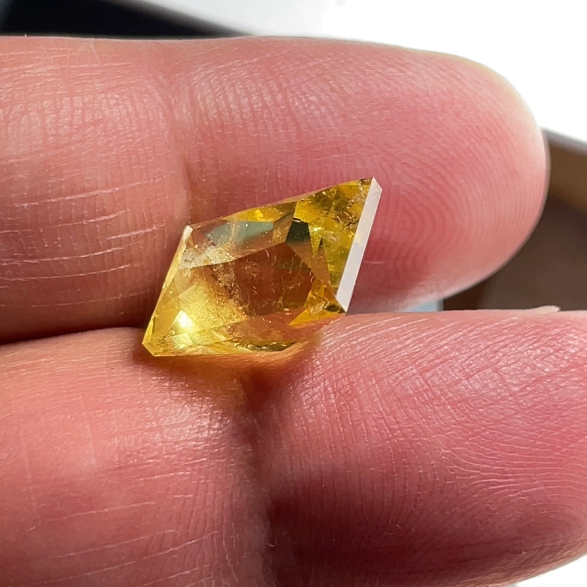 8.035Ct Vivid Intense Yellow Golden Danburite Tanzania Untreated Unheated. Slightly Included. Super