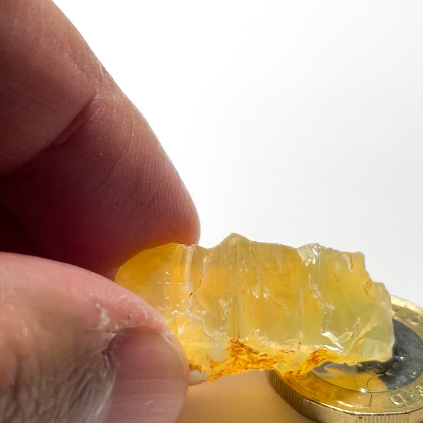 29.26Ct Opal Tanzania Untreated Unheated From A 1999 Deposit Chatoyant (Pearly Cats-Eye Effect)