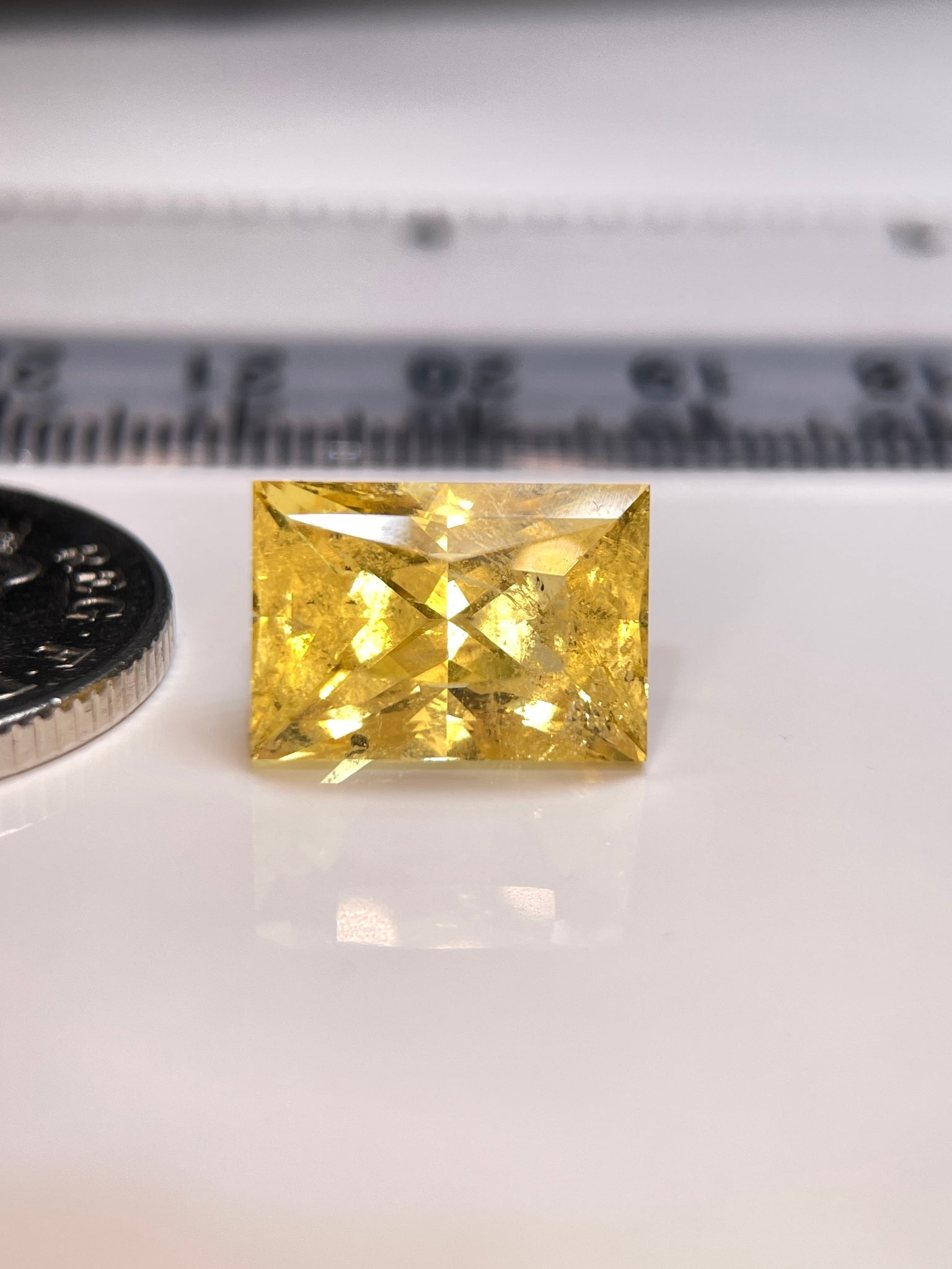 8.035Ct Vivid Intense Yellow Golden Danburite Tanzania Untreated Unheated. Slightly Included. Super