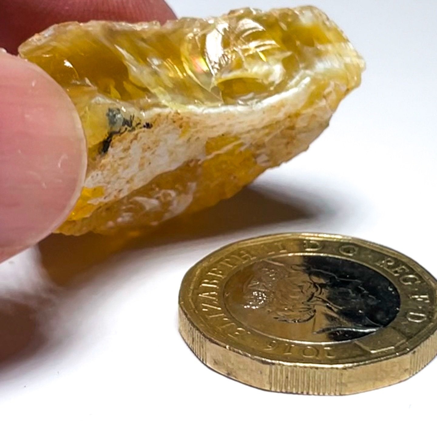 46.74Ct Opal Tanzania Untreated Unheated From A 1999 Deposit Chatoyant (Pearly Cats-Eye Effect)