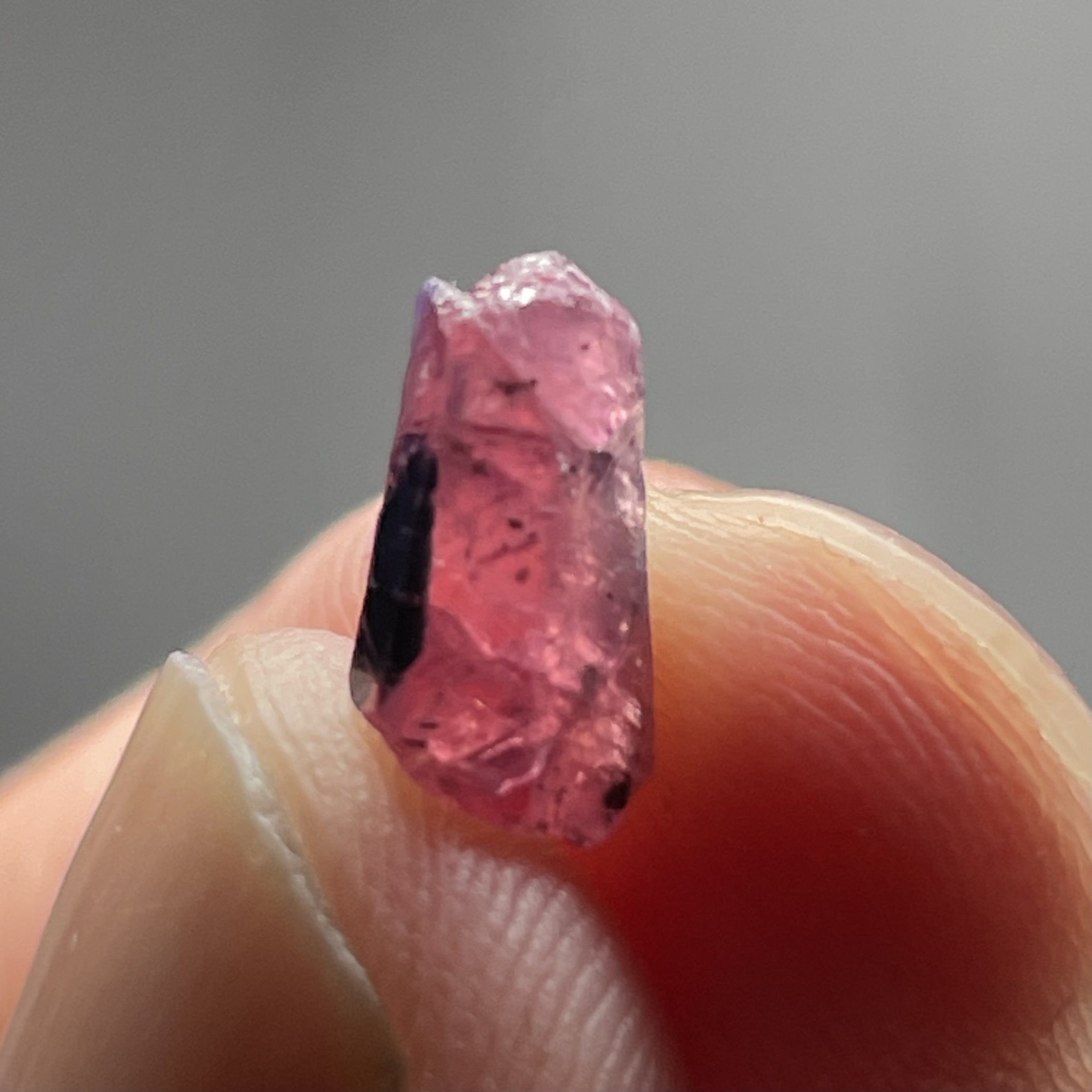 2.67Ct Winza Sapphire Crystal Tanzania Untreated Unheated. 10 X 3.5 4.5 Mm