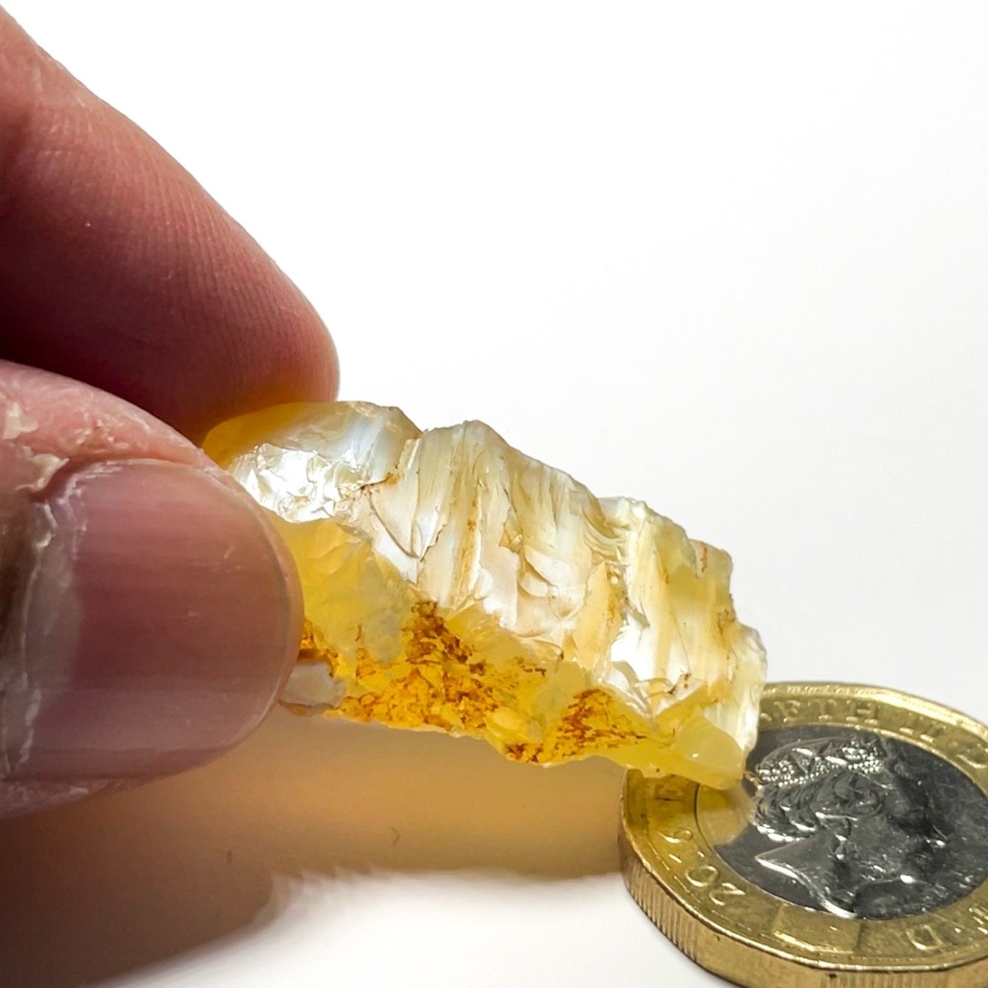 29.26Ct Opal Tanzania Untreated Unheated From A 1999 Deposit Chatoyant (Pearly Cats-Eye Effect)