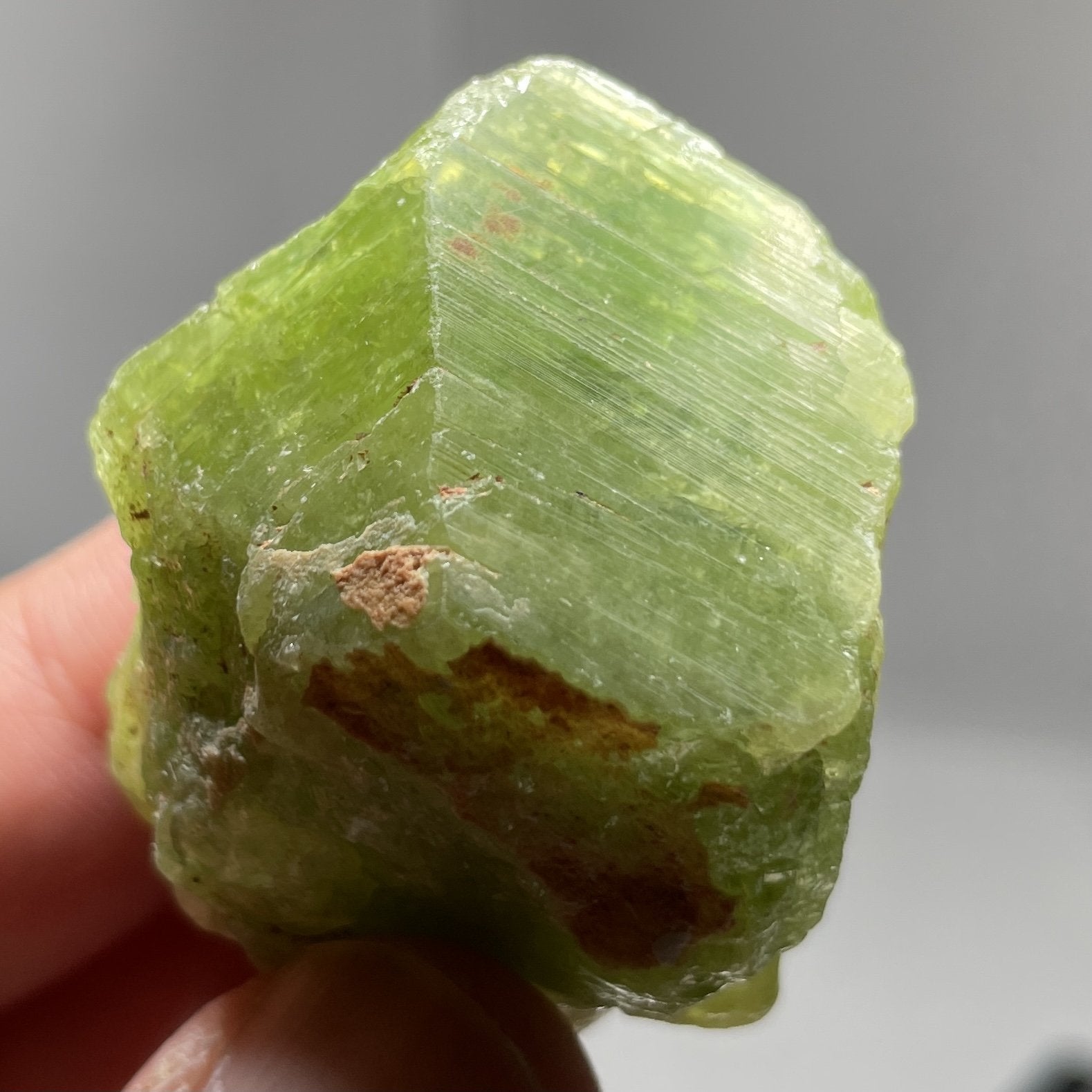 65.40Gm / 327.00Ct Tsavorite Merelani Tanzania Untreated Unheated - With Gemmy Poritions. 44.5 X 21