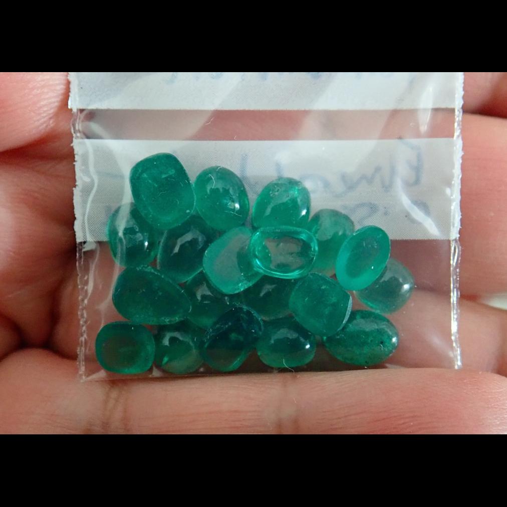 15.72ct Emerald Lot, Tanzania (near Zambia border, almost identical to Zambian material) Untreated Unheated NO OIL. 0.50CT-1.32CT-Gems Of East Africa