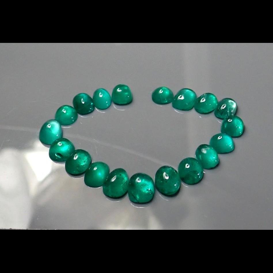 15.72ct Emerald Lot, Tanzania (near Zambia border, almost identical to Zambian material) Untreated Unheated NO OIL. 0.50CT-1.32CT-Gems Of East Africa