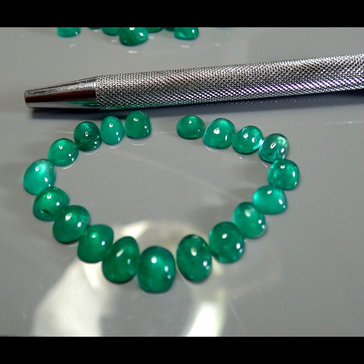 15.72ct Emerald Lot, Tanzania (near Zambia border, almost identical to Zambian material) Untreated Unheated NO OIL. 0.50CT-1.32CT-Gems Of East Africa