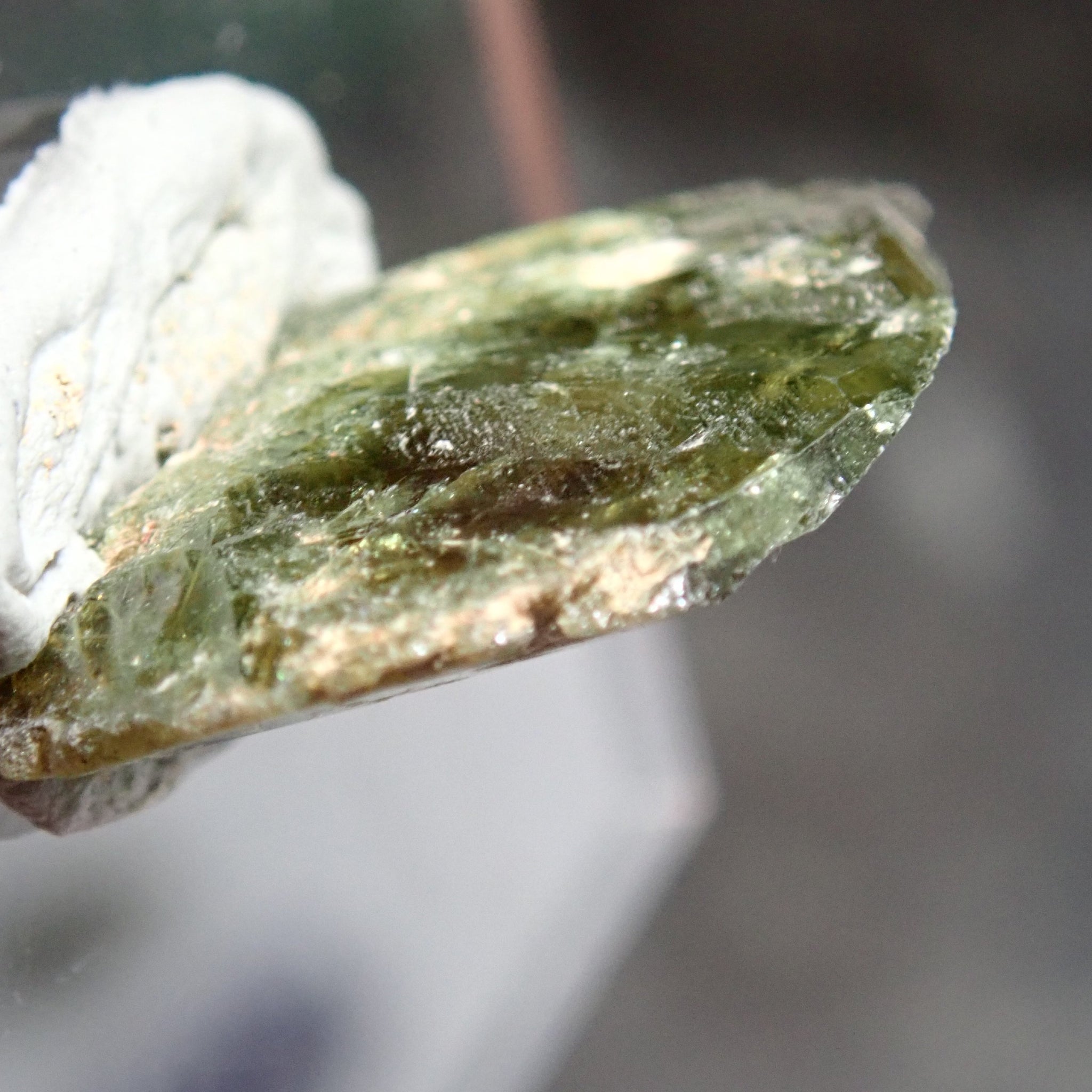 17.33Ct Chrome Sphene Crystal Tanzania Very Rare