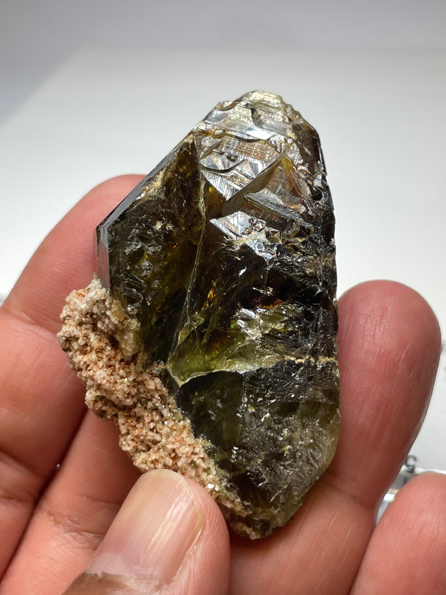 227.39Ct / 45.47Gm Tanzanian Sphene Crystal Untreated Unheated. 55.6 X 41.1 17.7Mm Very High End