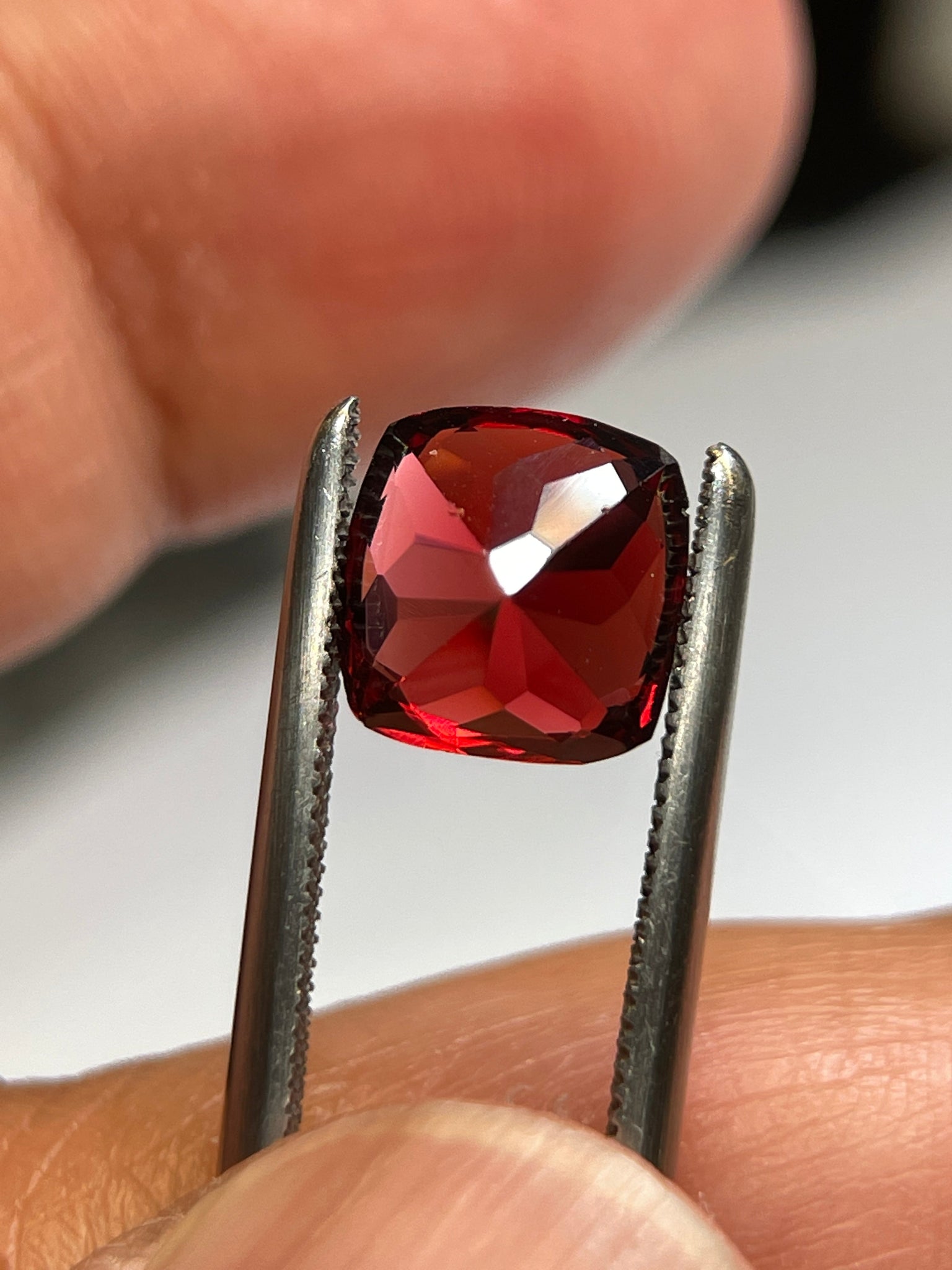 3.35Ct Malaya Garnet. Tanzania. Untreated Unheated