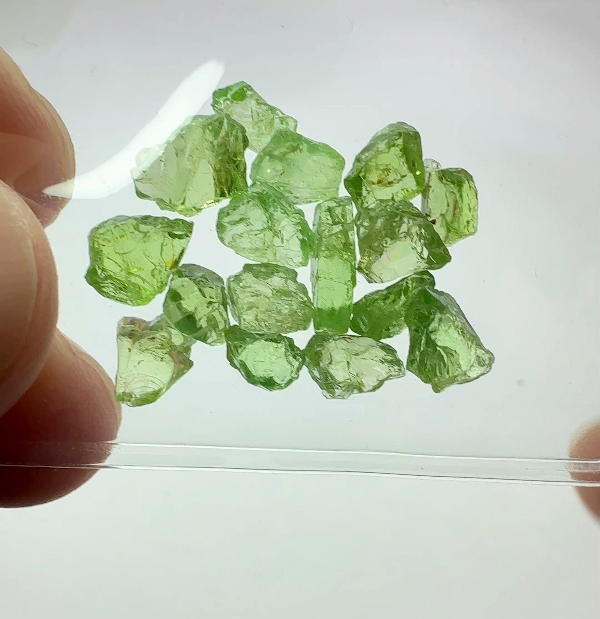 14.57Ct Tsavorite Rough Melee Size 0.32Ct - 1.39Ct