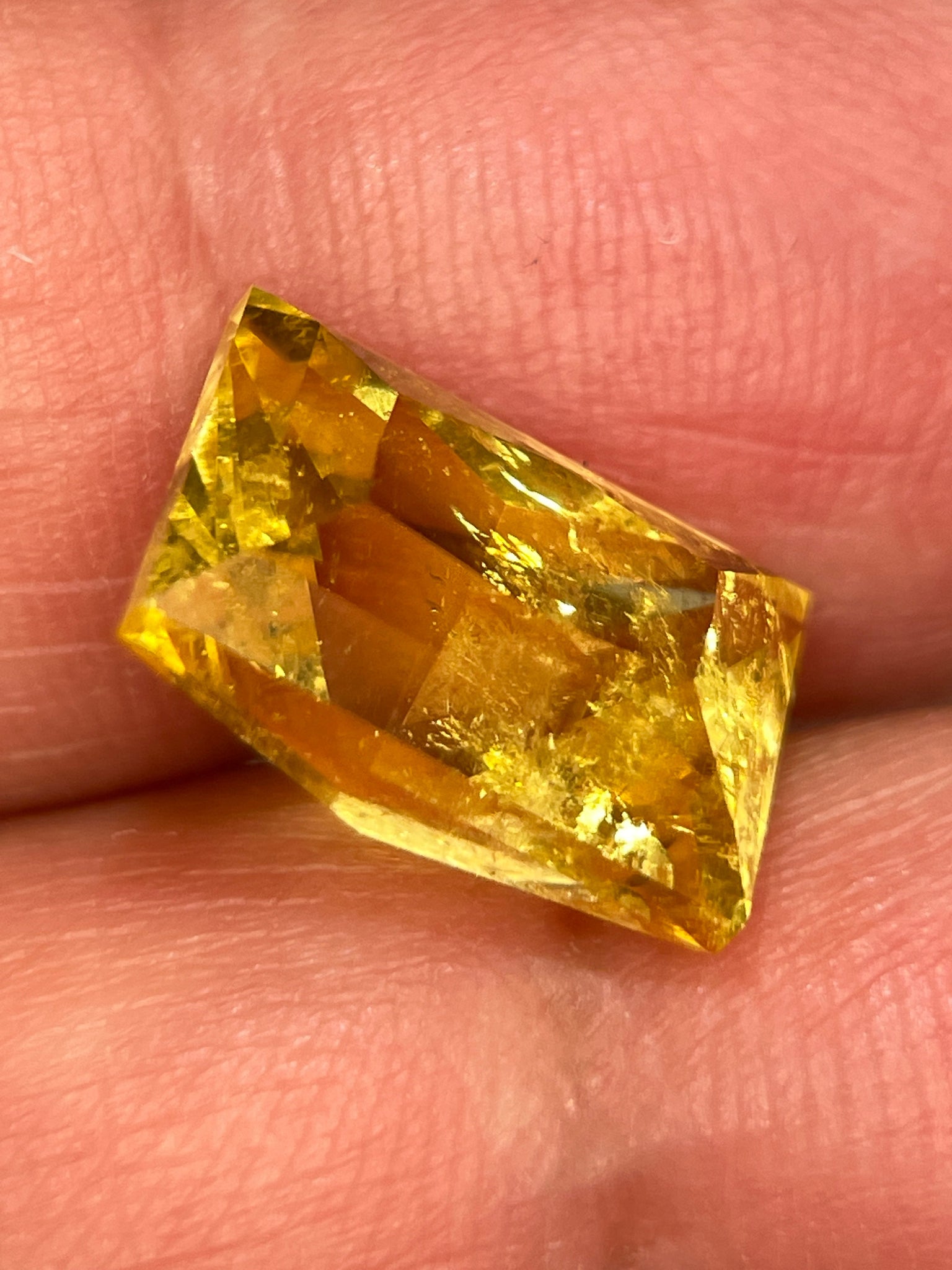 8.035Ct Vivid Intense Yellow Golden Danburite Tanzania Untreated Unheated. Slightly Included. Super