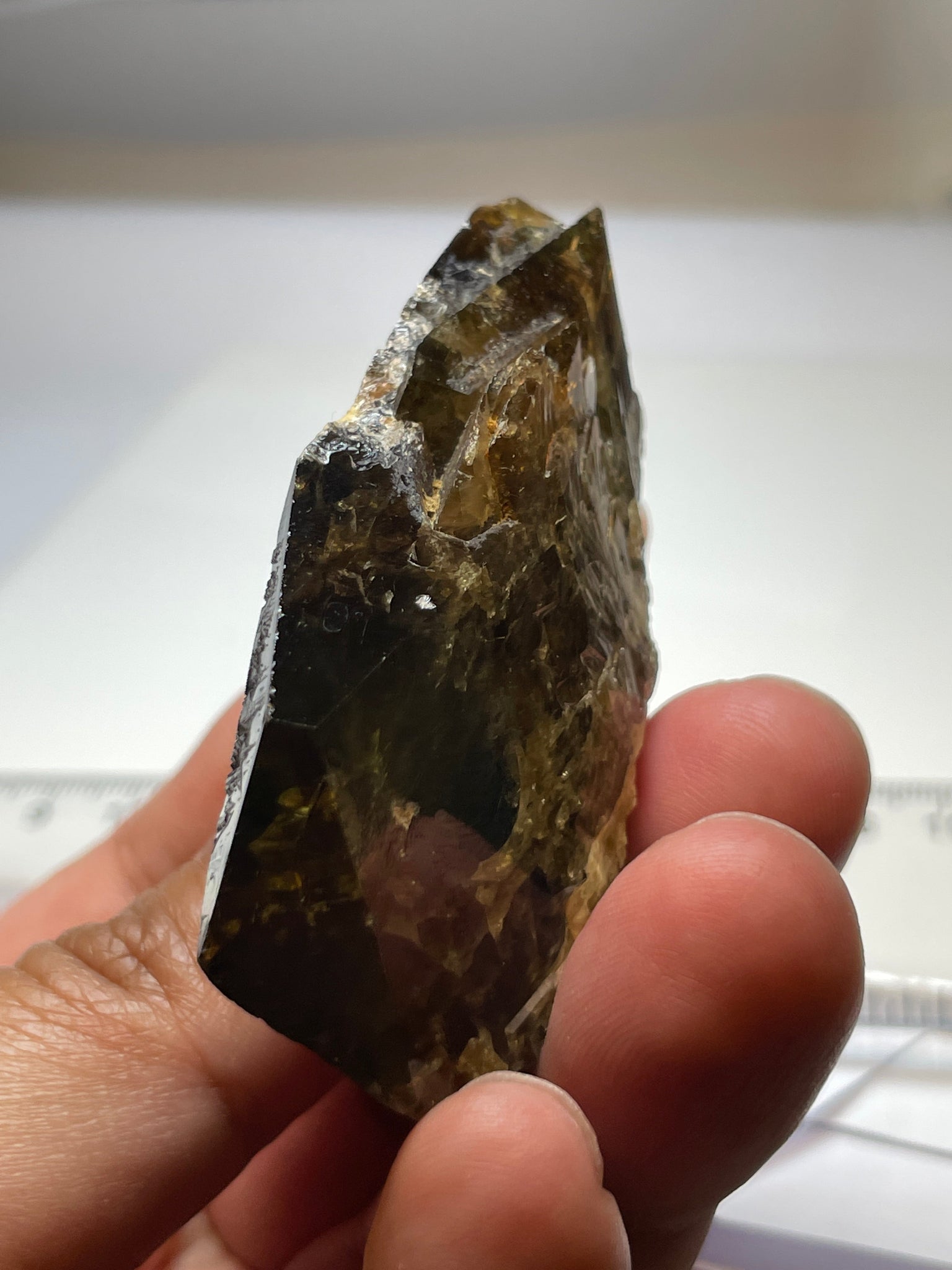 371.5Ct / 74.30Gm Tanzanian Sphene Crystal Untreated Unheated. 64.8 X 41.0 18.1Mm Very High End