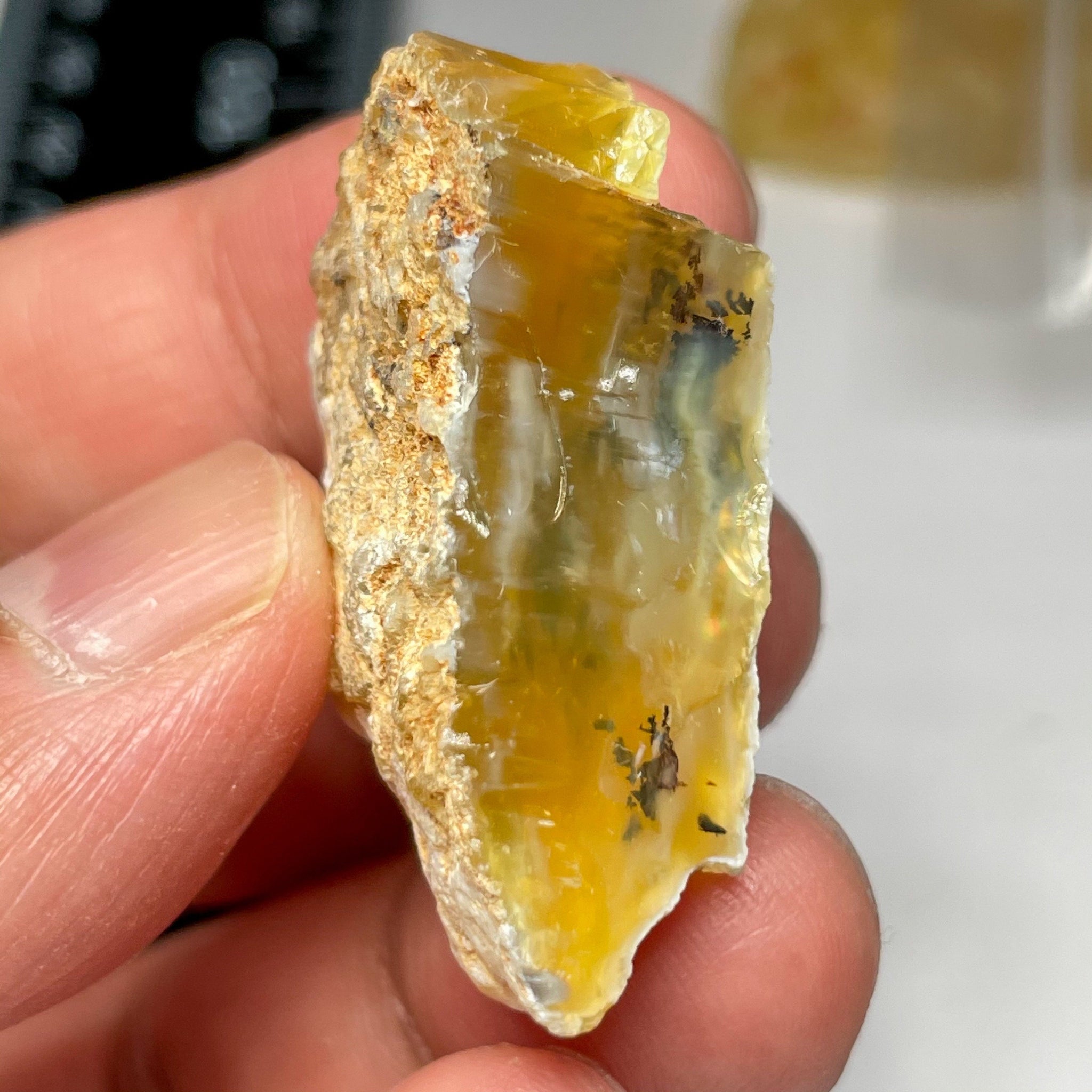 78.02Ct Opal Tanzania Untreated Unheated From A 1999 Deposit Chatoyant (Cats-Eye Effect)