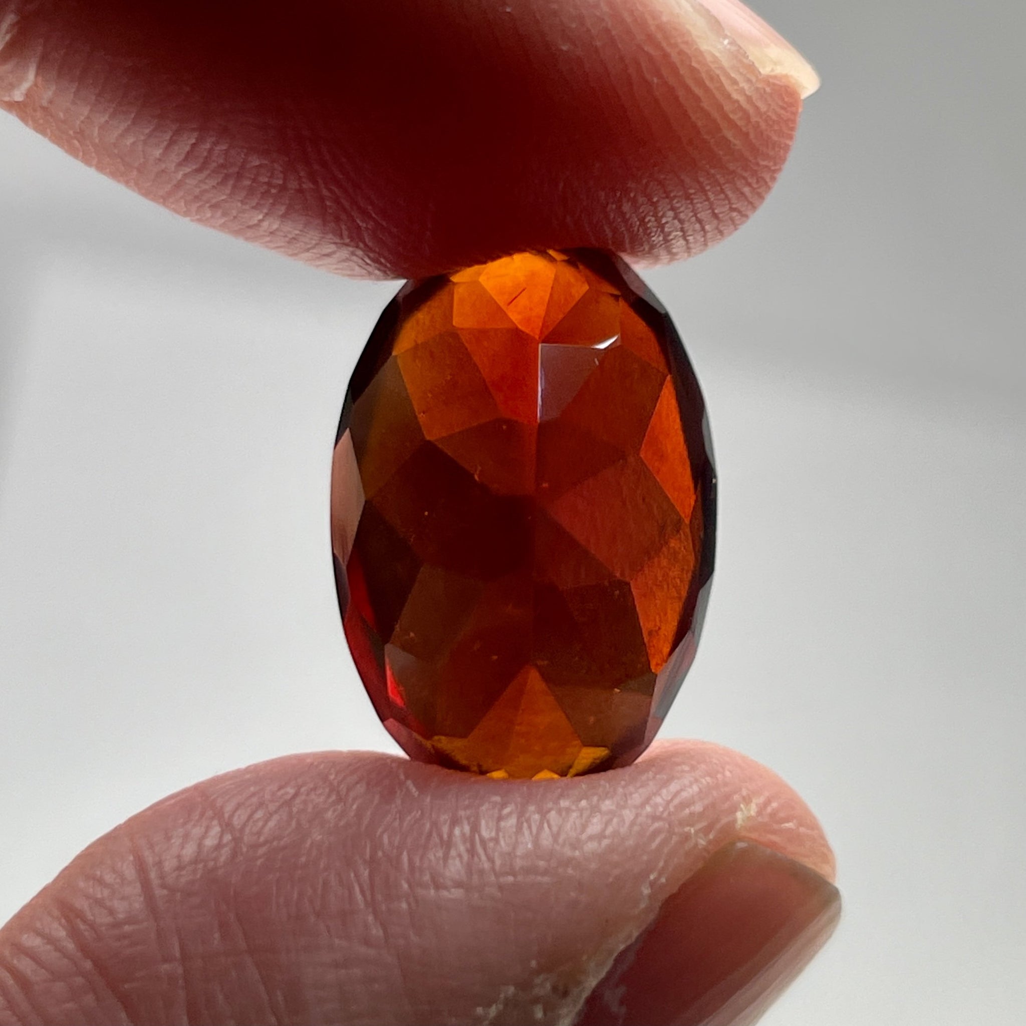 17.07Ct Hessonite Garnet Tanzania Untreated Unheated. 18 X 11.8 8.9 Mm. Use Either Side.