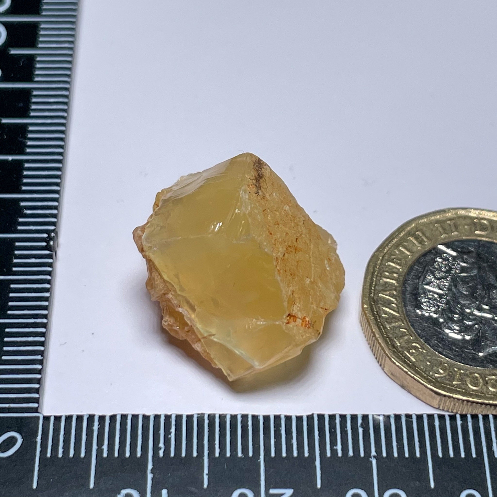 24.44Ct Opal Tanzania Untreated Unheated From A 1999 Deposit Chatoyant (White Pearly Cats-Eye