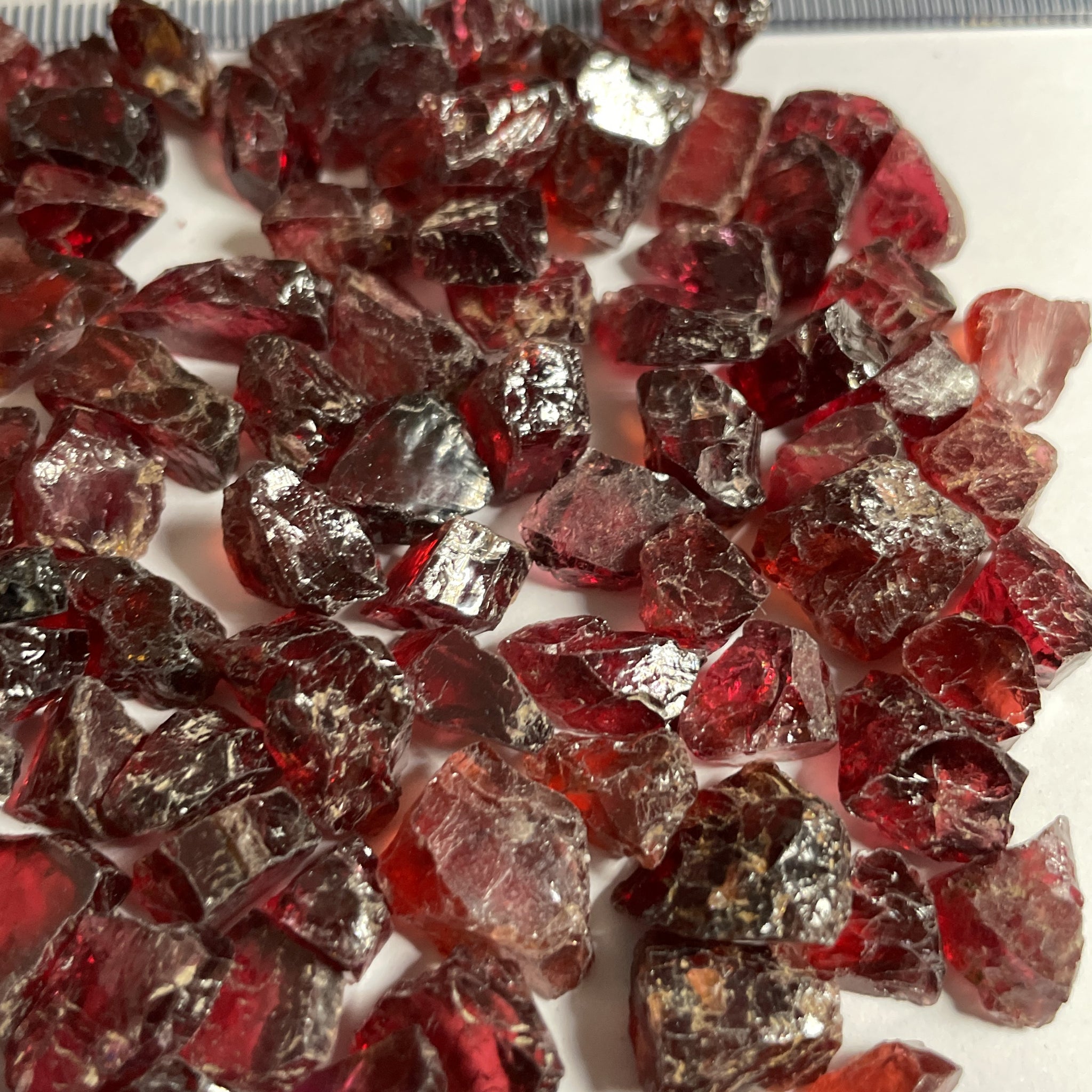 483.00Ct / 96.60Gm Umba Garnet Lot Tanzania 0.50Gm - 1.80Gm Slightly Included To
