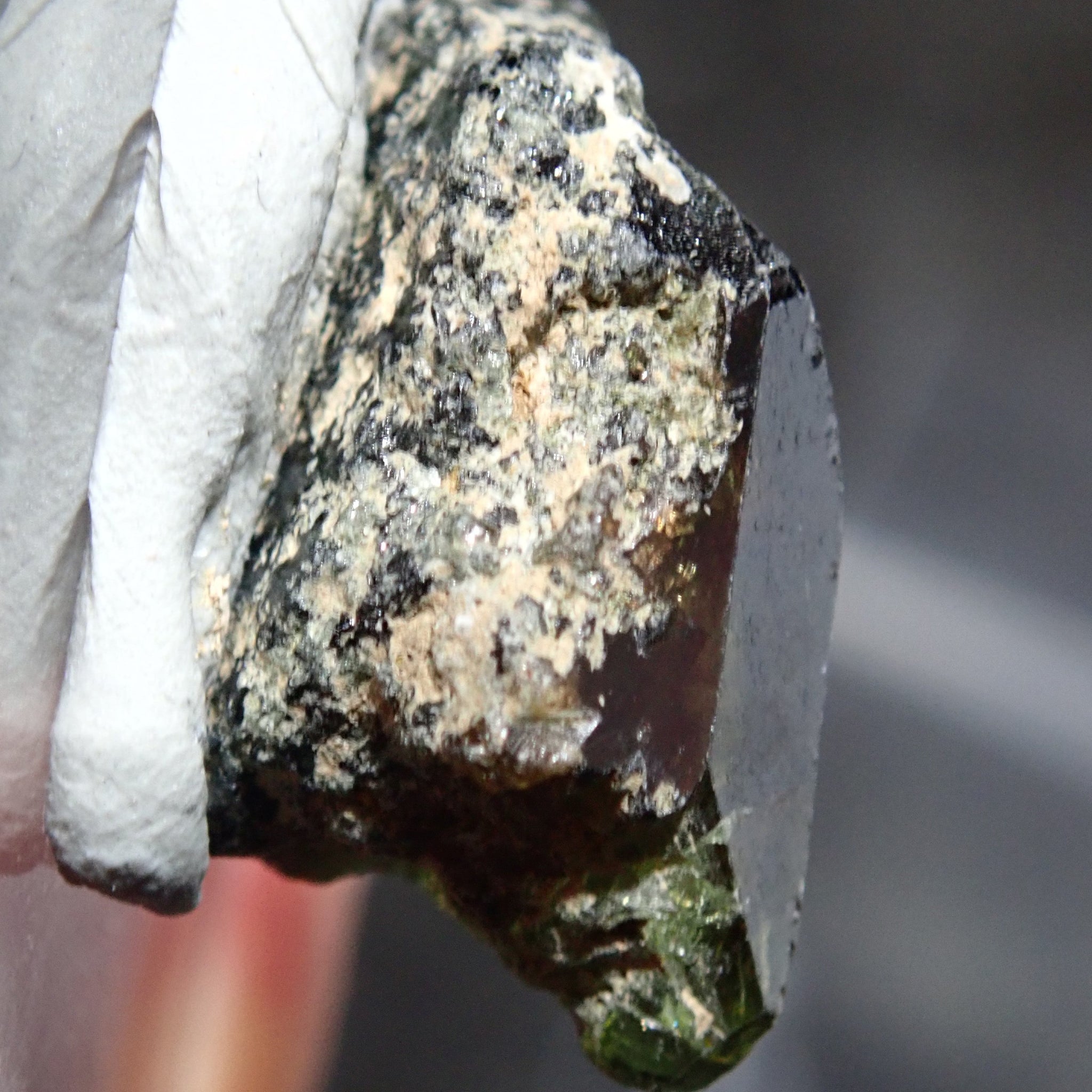 21.37Ct Chrome Sphene Crystal Tanzania Very Rare