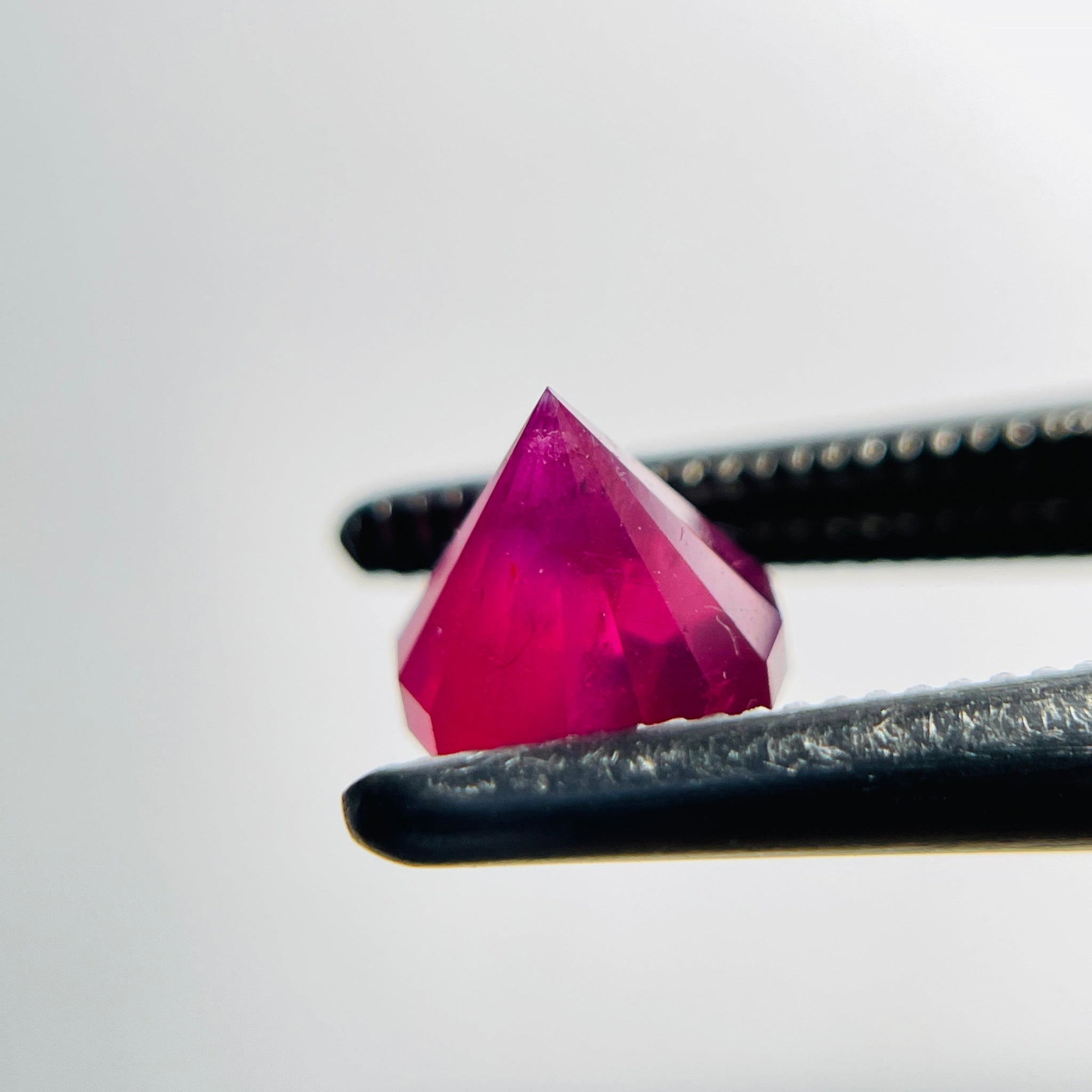 1.475Ct Winza Ruby Tanzania Untreated Unheated. 5.7Mm X 6.1Mm Precision Custom Cut Buy Us In London