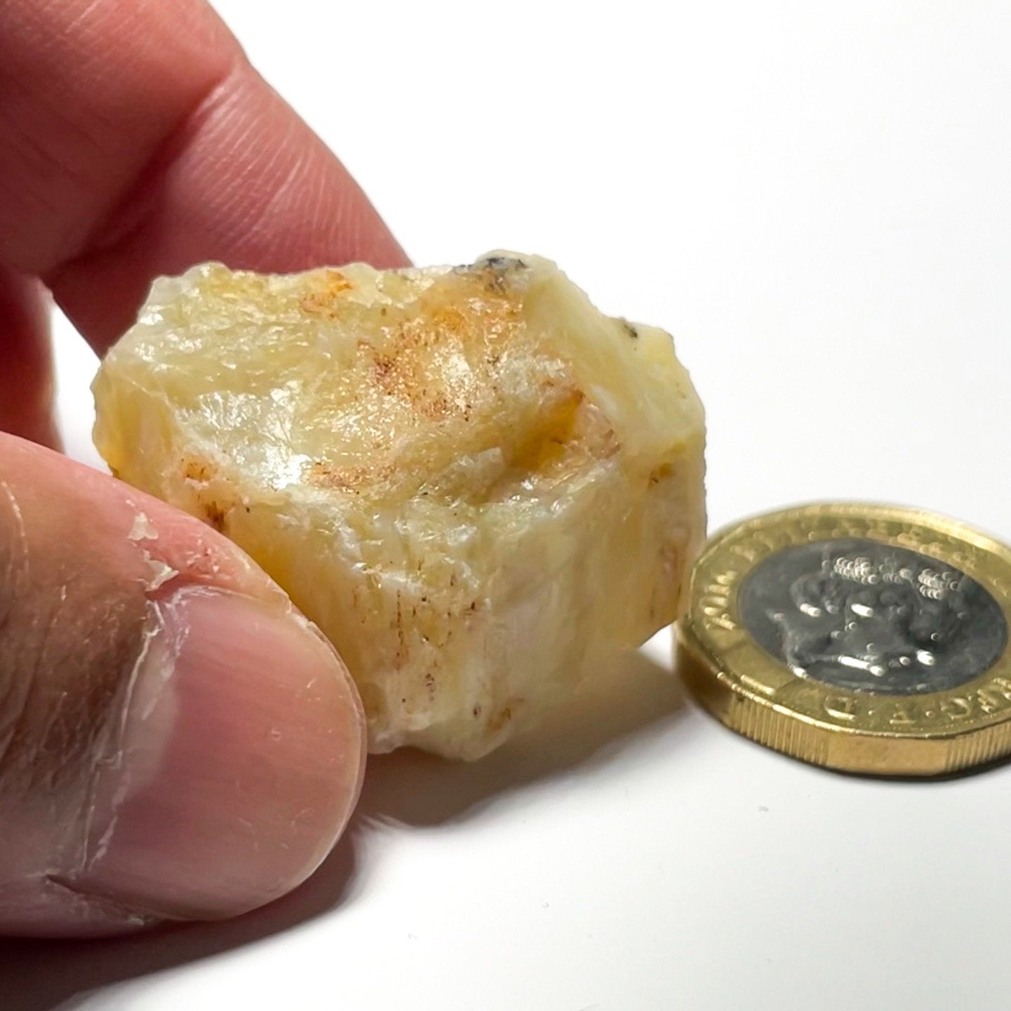 62.69Ct Opal Tanzania Untreated Unheated From A 1999 Deposit Chatoyant (Pearly Cats-Eye Effect)