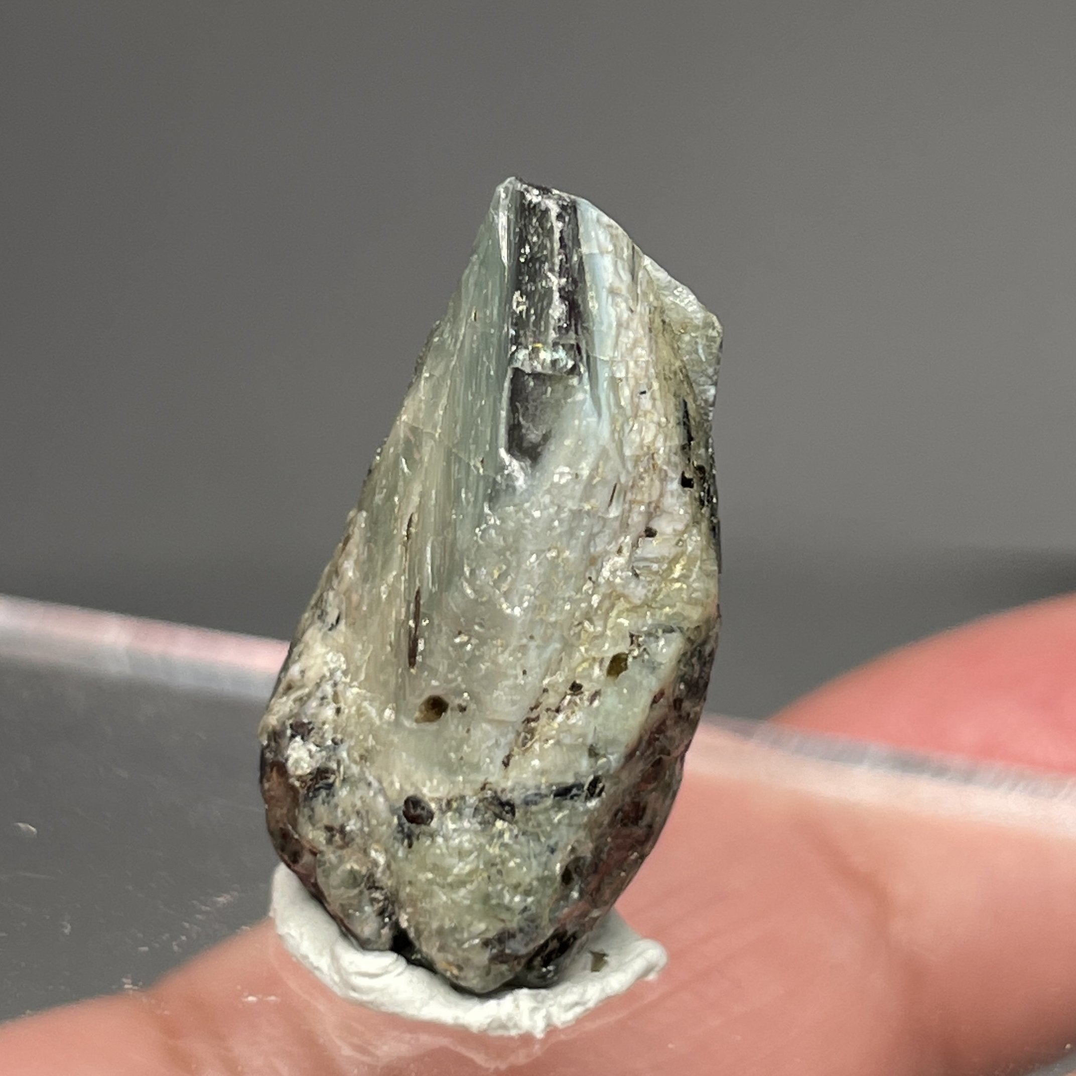 29.89Ct Alexandrite Crystal Manyara Tanzania Very Rare Investment Grade Can You See The Gem Vein In