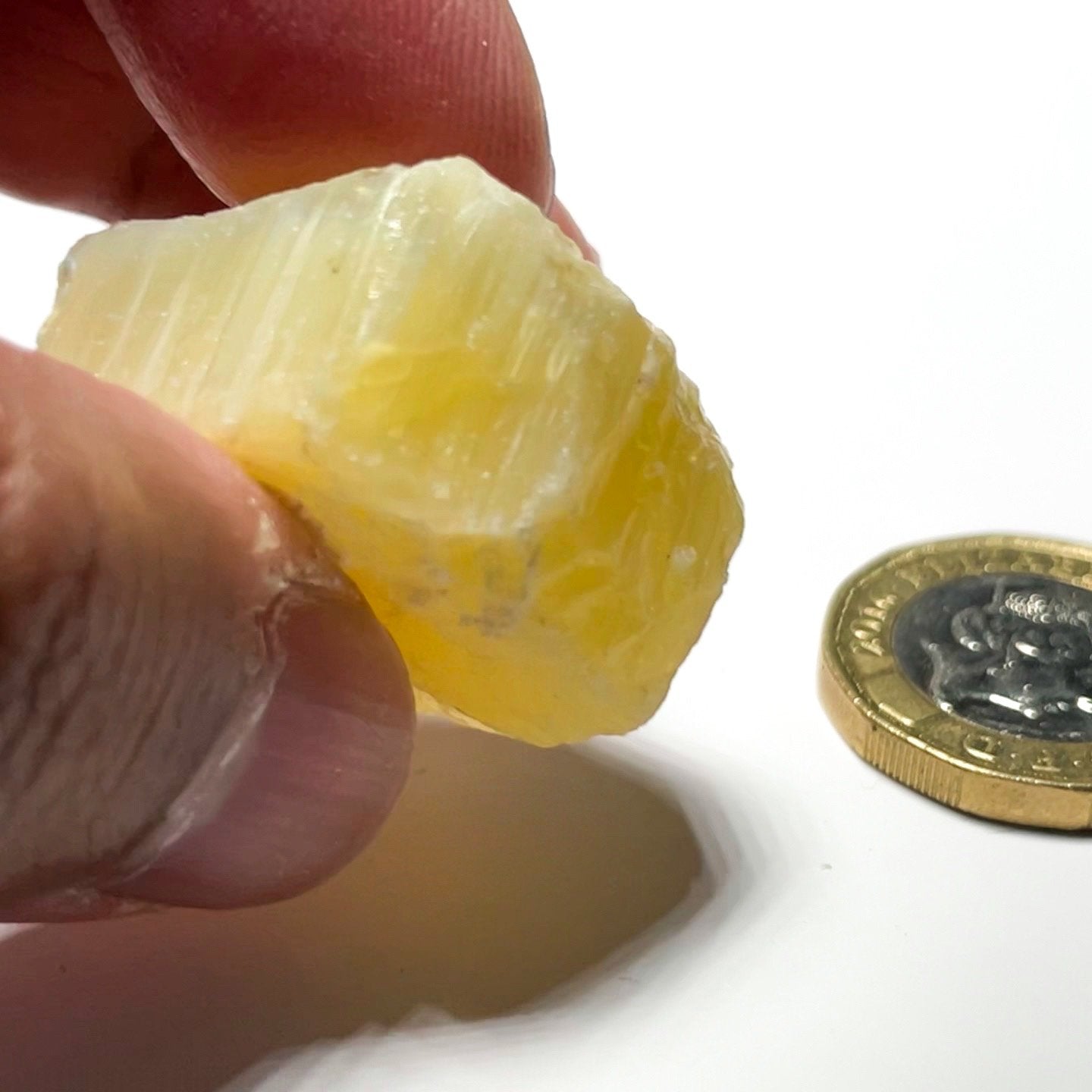 72.41Ct Opal Tanzania Untreated Unheated From A 1999 Deposit Chatoyant (Pearly Cats-Eye Effect)