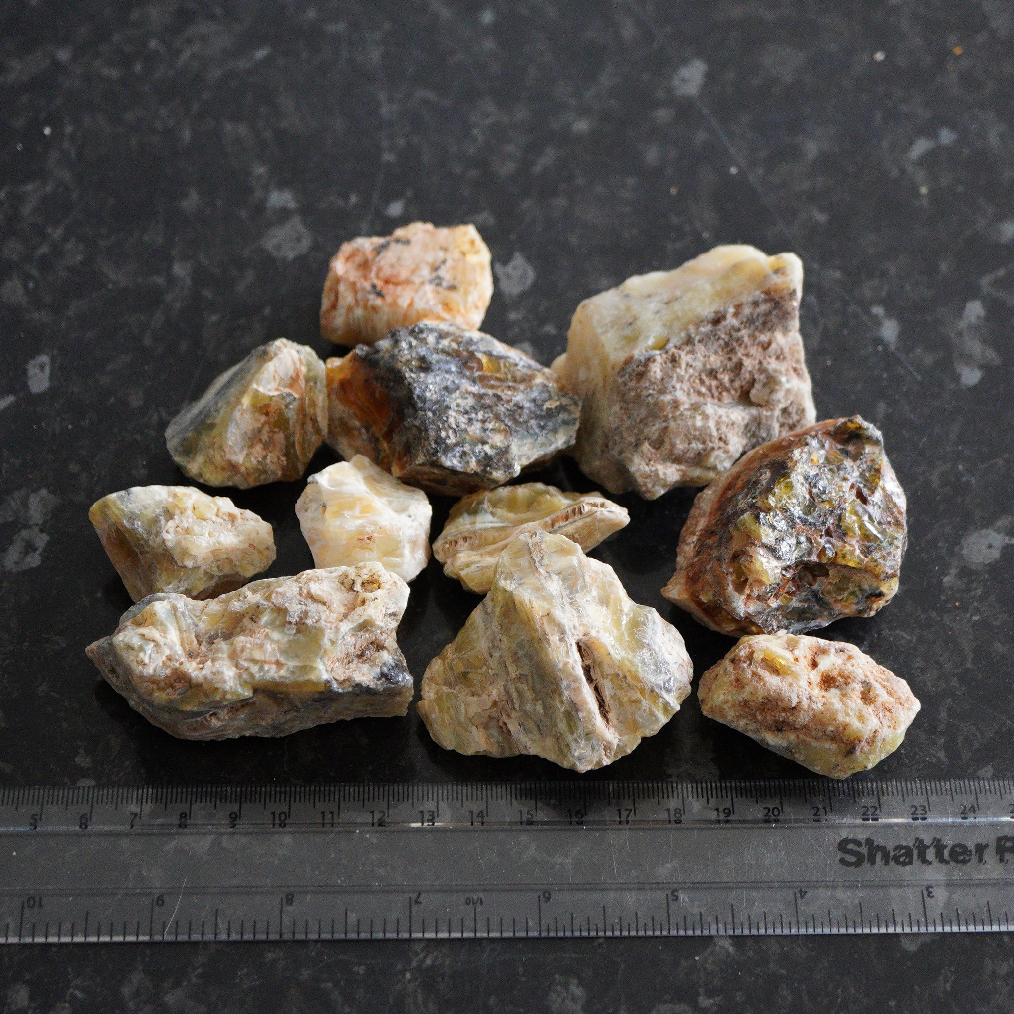 2704.50Ct Opal Lot Tanzania Untreated Unheated 100.00Ct - 509.00Ct