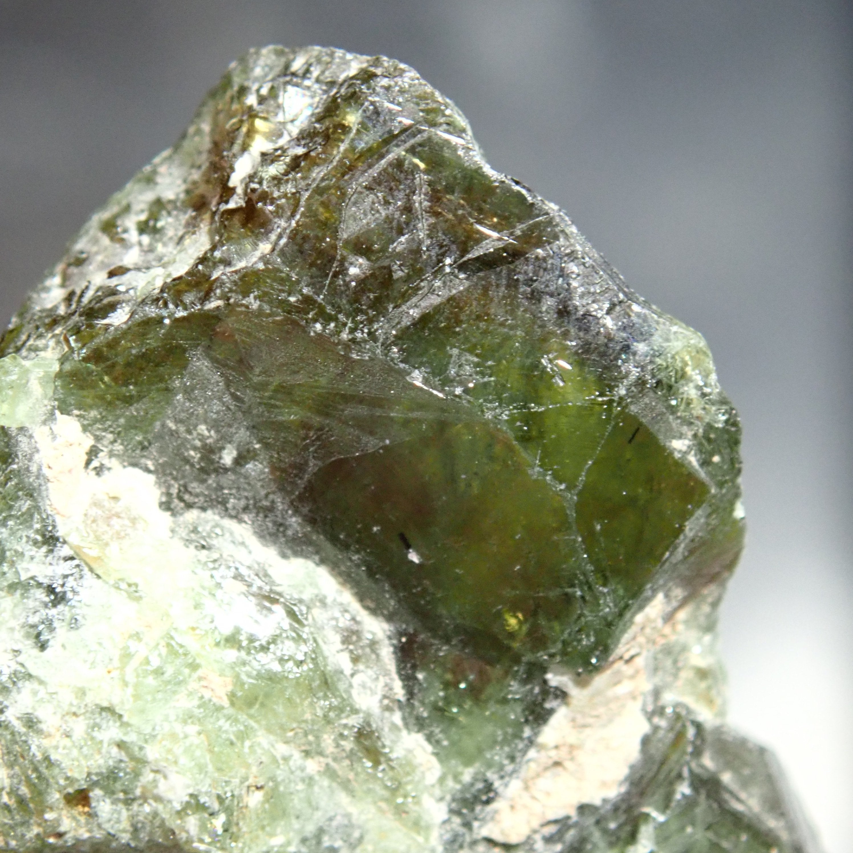 28.46Ct Chrome Sphene Crystal Tanzania Very Rare