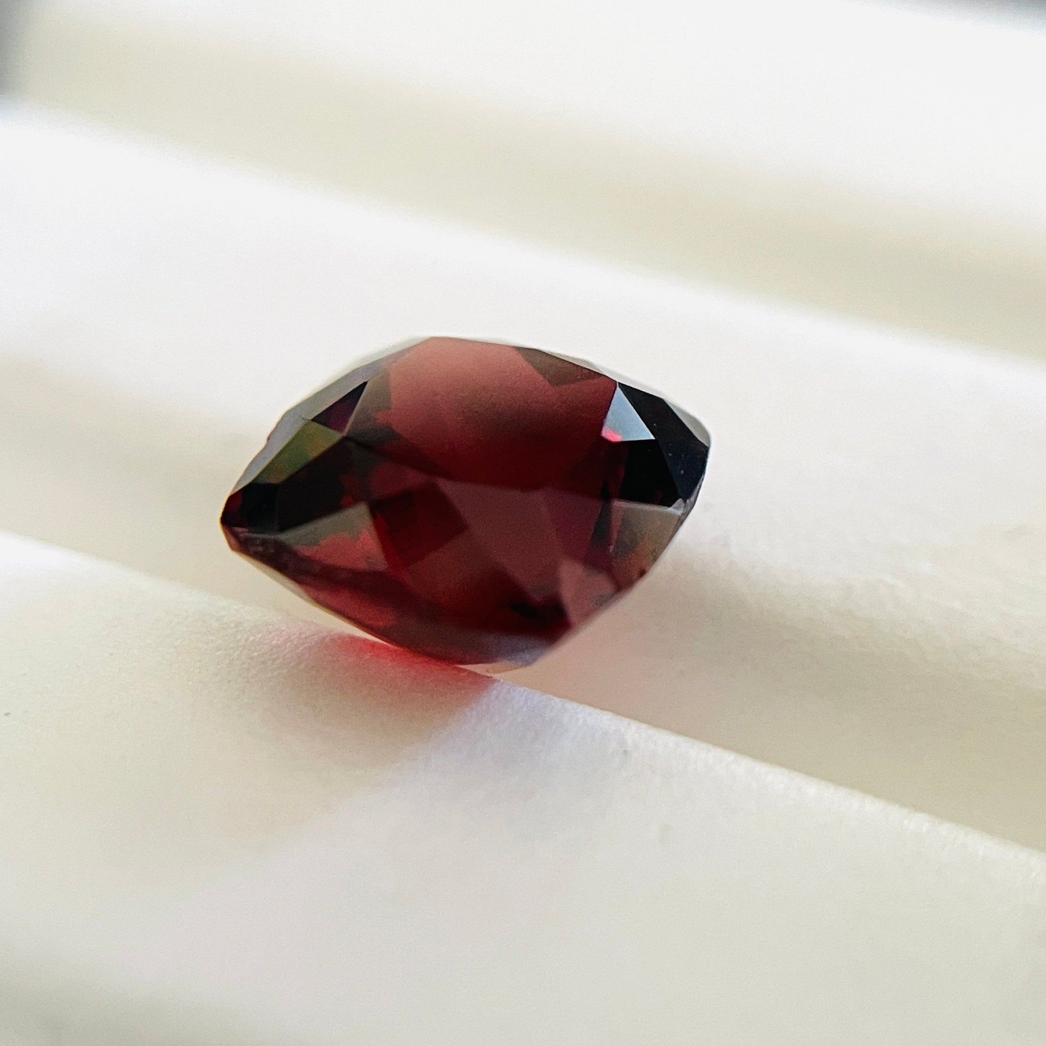 3.35Ct Malaya Garnet. Tanzania. Untreated Unheated