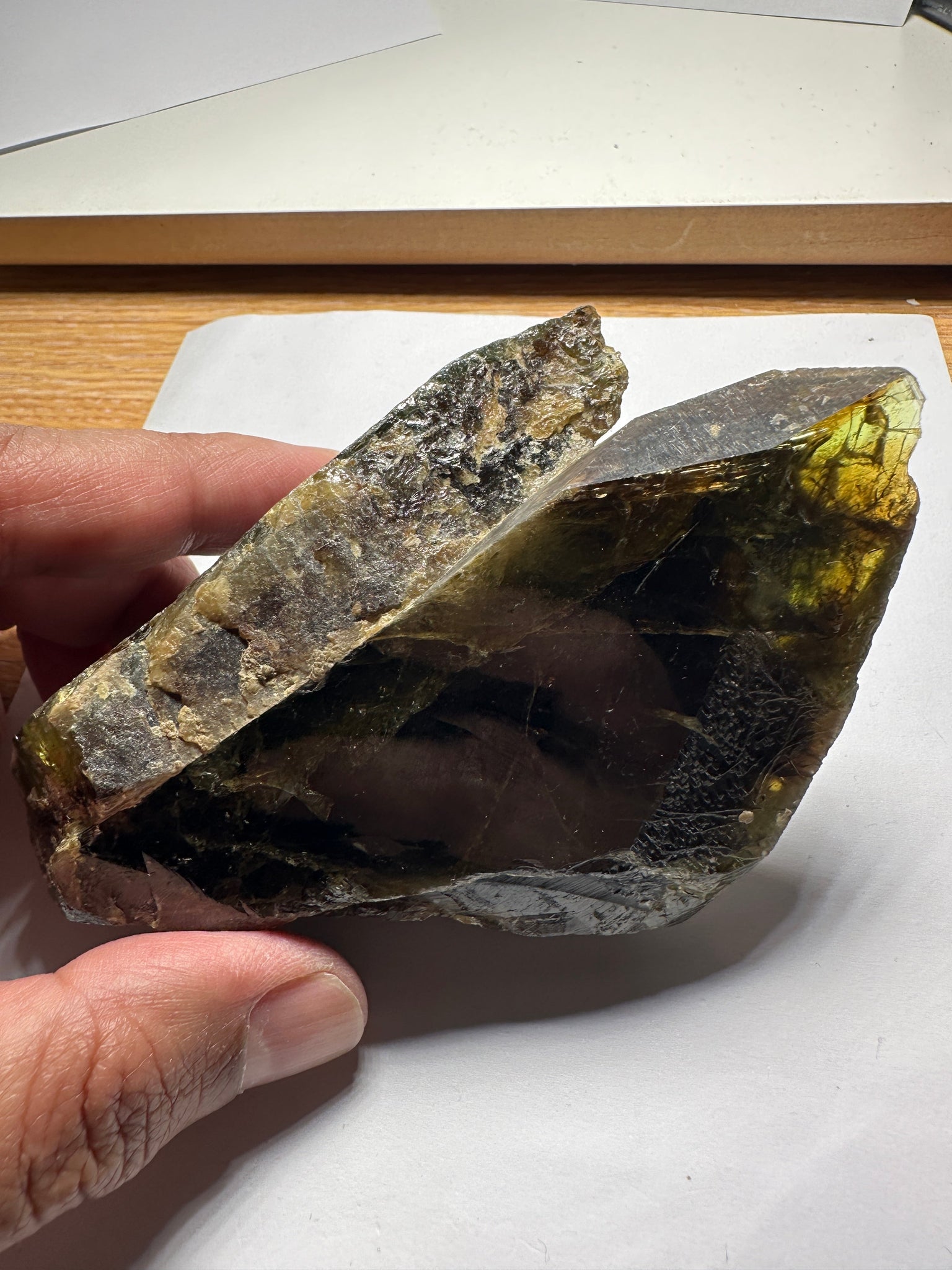 363.20Gm / 1816Ct Tanzanian Chrome Sphene Crystal. Unheated Untreated. 119Mm X 68.50Mm 44.00Mm
