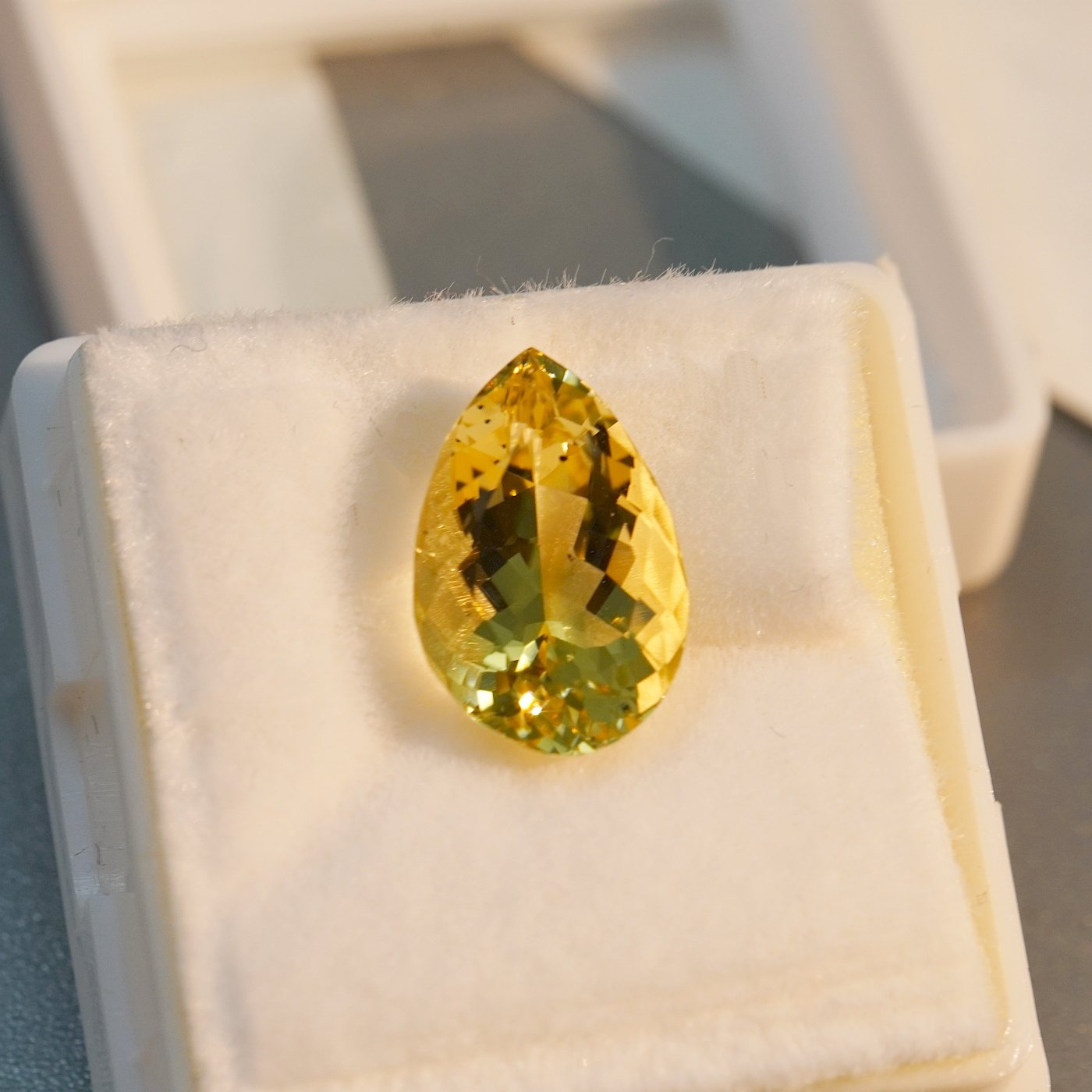 3.59Ct Scapolite Tanzania Untreated Unheated