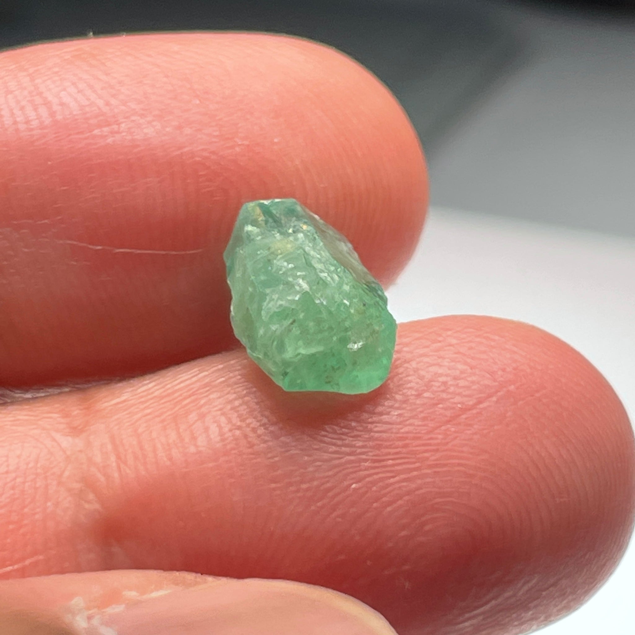 3.83Ct Emerald Crystal. Tanzania. No Oil Untreated Unheated.