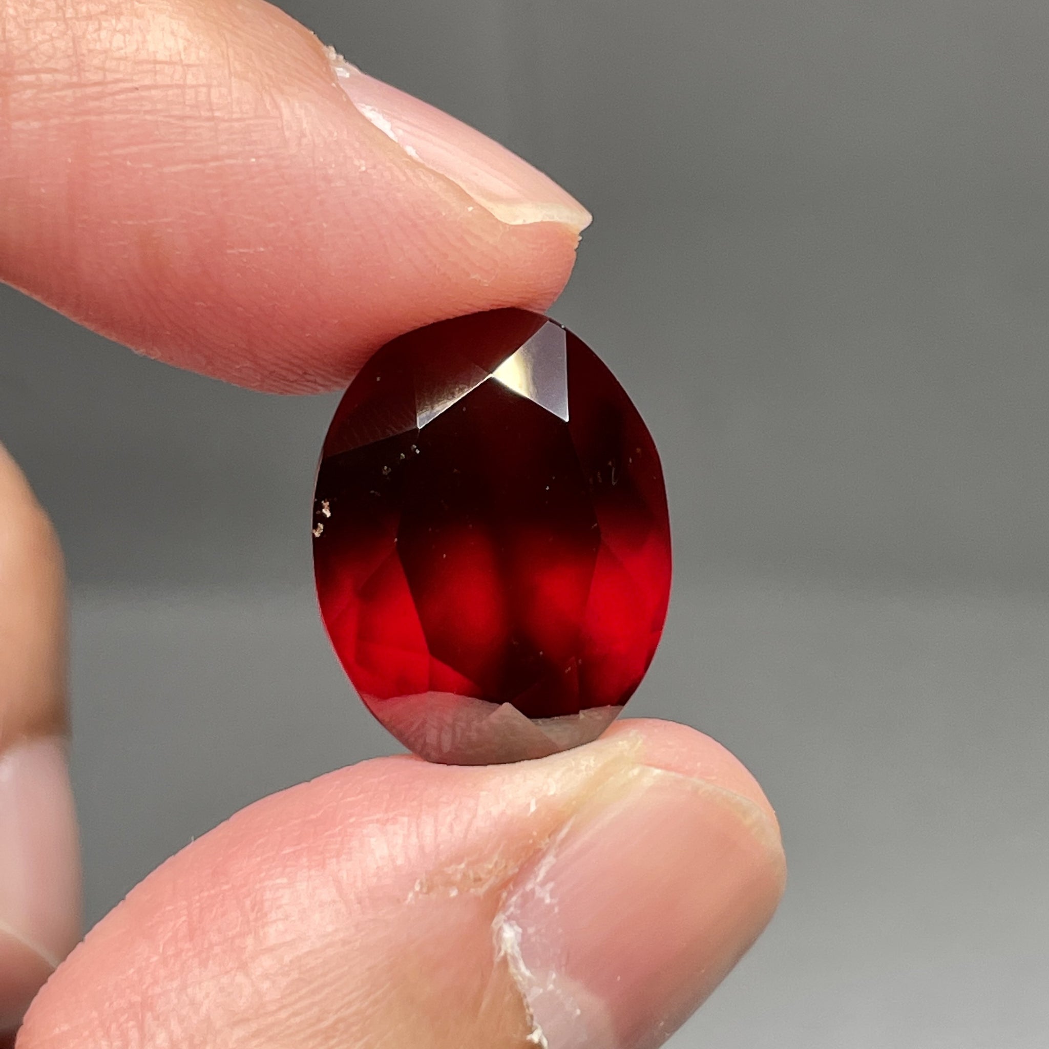22.88Ct Hessonite Garnet Tanzania Untreated Unheated. 19 X 14 9.1 Mm. Use Either Side.