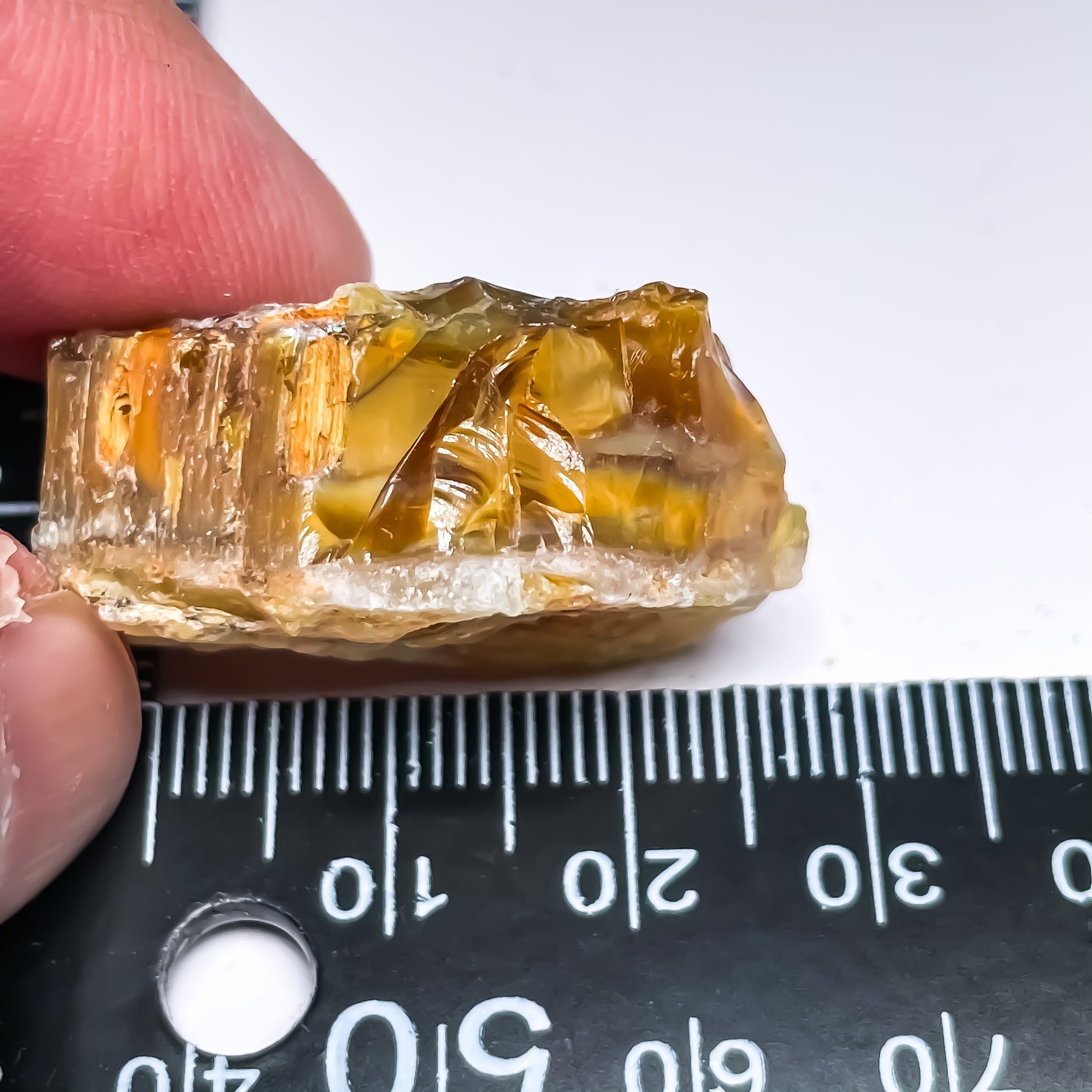 52.82Ct Opal Tanzania Untreated Unheated From A 1999 Deposit Chatoyant (Cats-Eye Effect) Has An