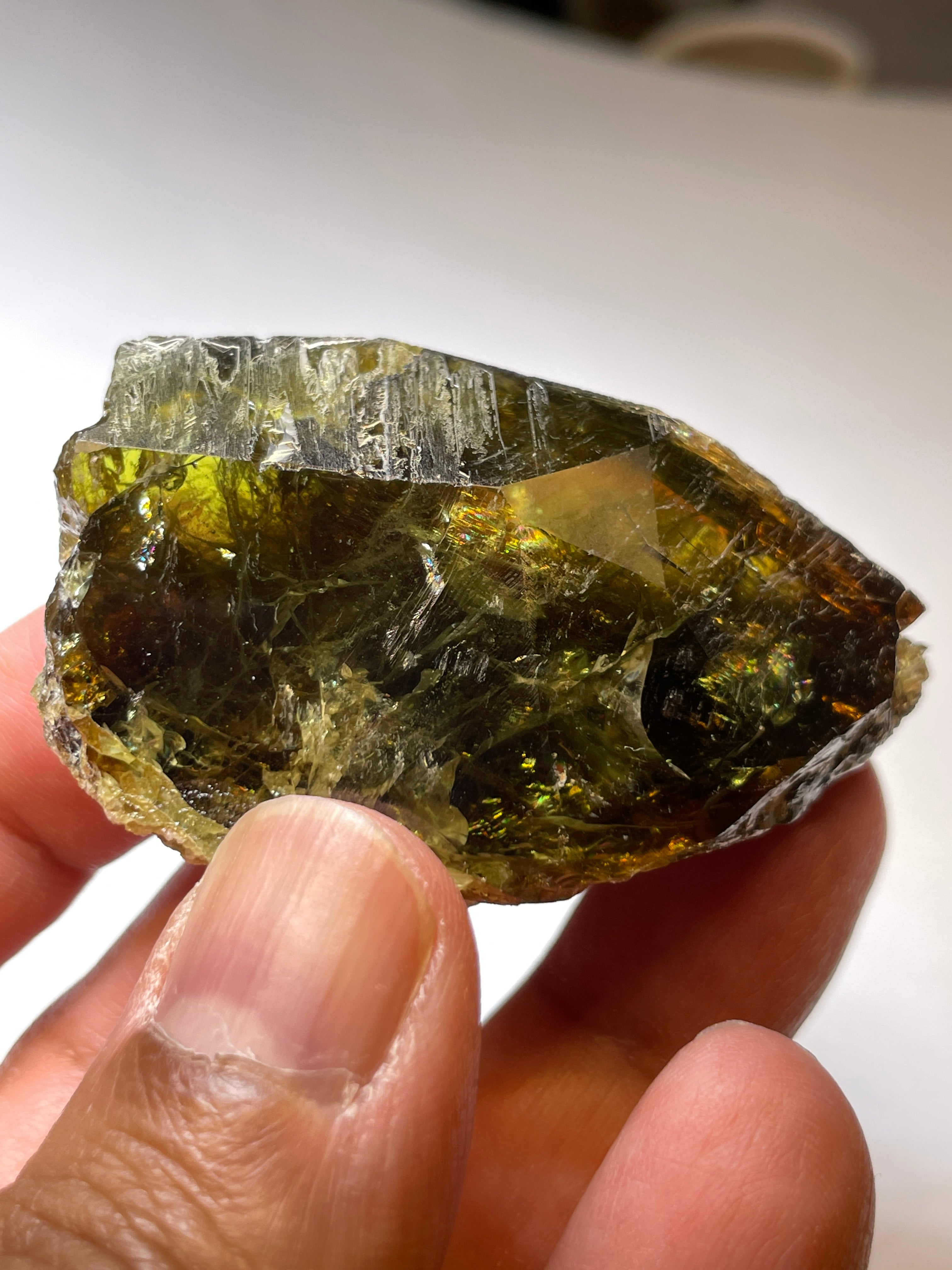 347.00Ct/69.40Gm Tanzanian Sphene Crystal Untreated Unheated. 58.1 X 31.3 30.3Mm Very High End Ultra