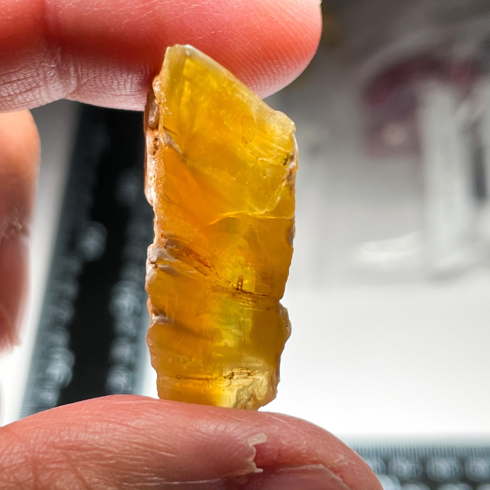 37.04Ct Opal Tanzania Untreated Unheated From A 1999 Deposit Chatoyant (Cats-Eye Effect)