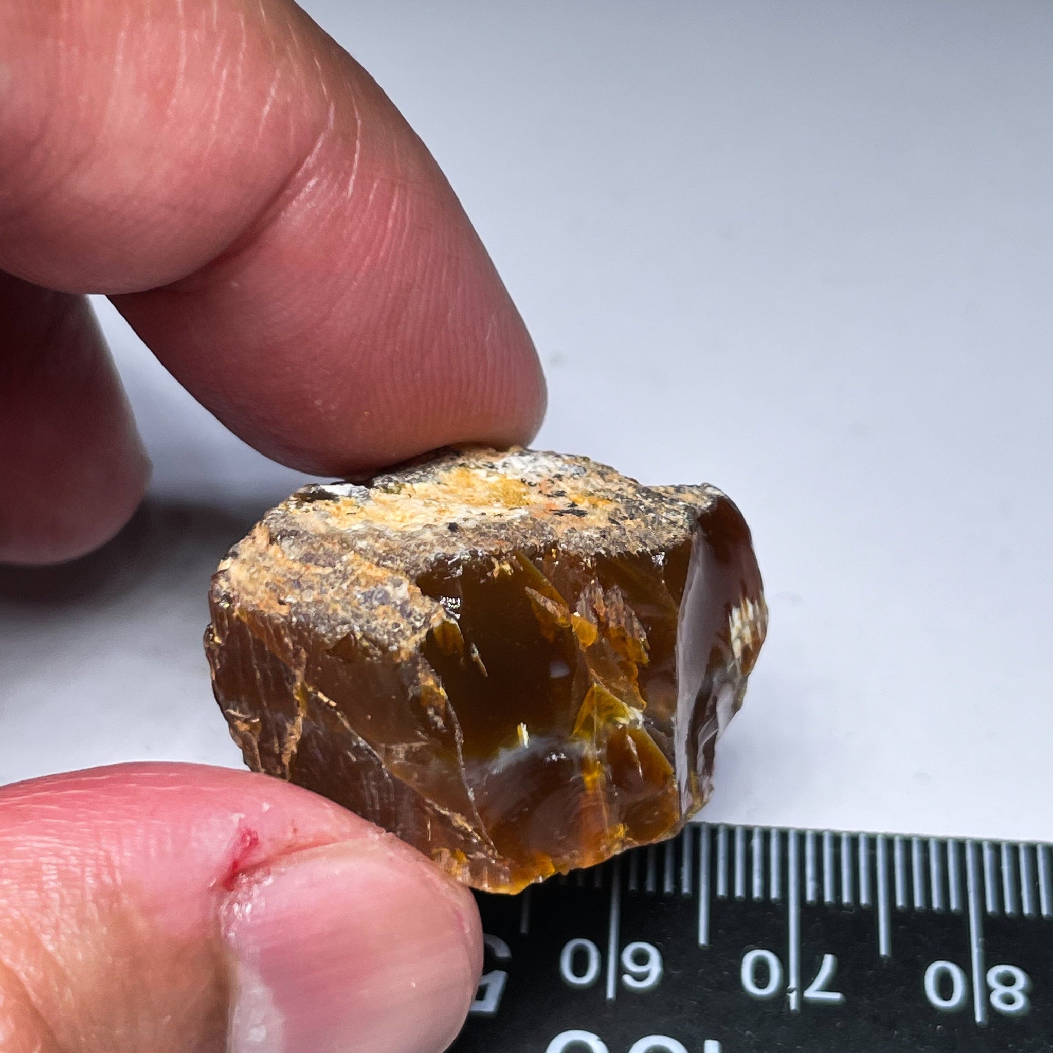 60.00Ct Opal Tanzania Untreated Unheated From A 1999 Deposit Chatoyant (Cats-Eye Effect) Has An