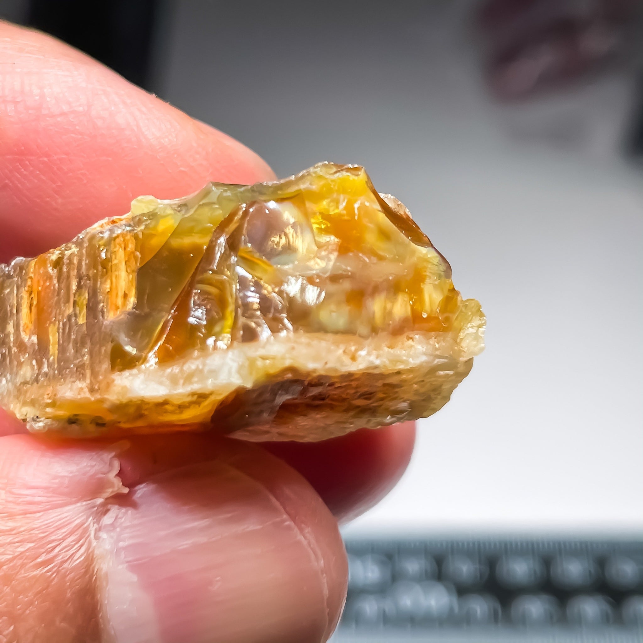 52.82Ct Opal Tanzania Untreated Unheated From A 1999 Deposit Chatoyant (Cats-Eye Effect) Has An