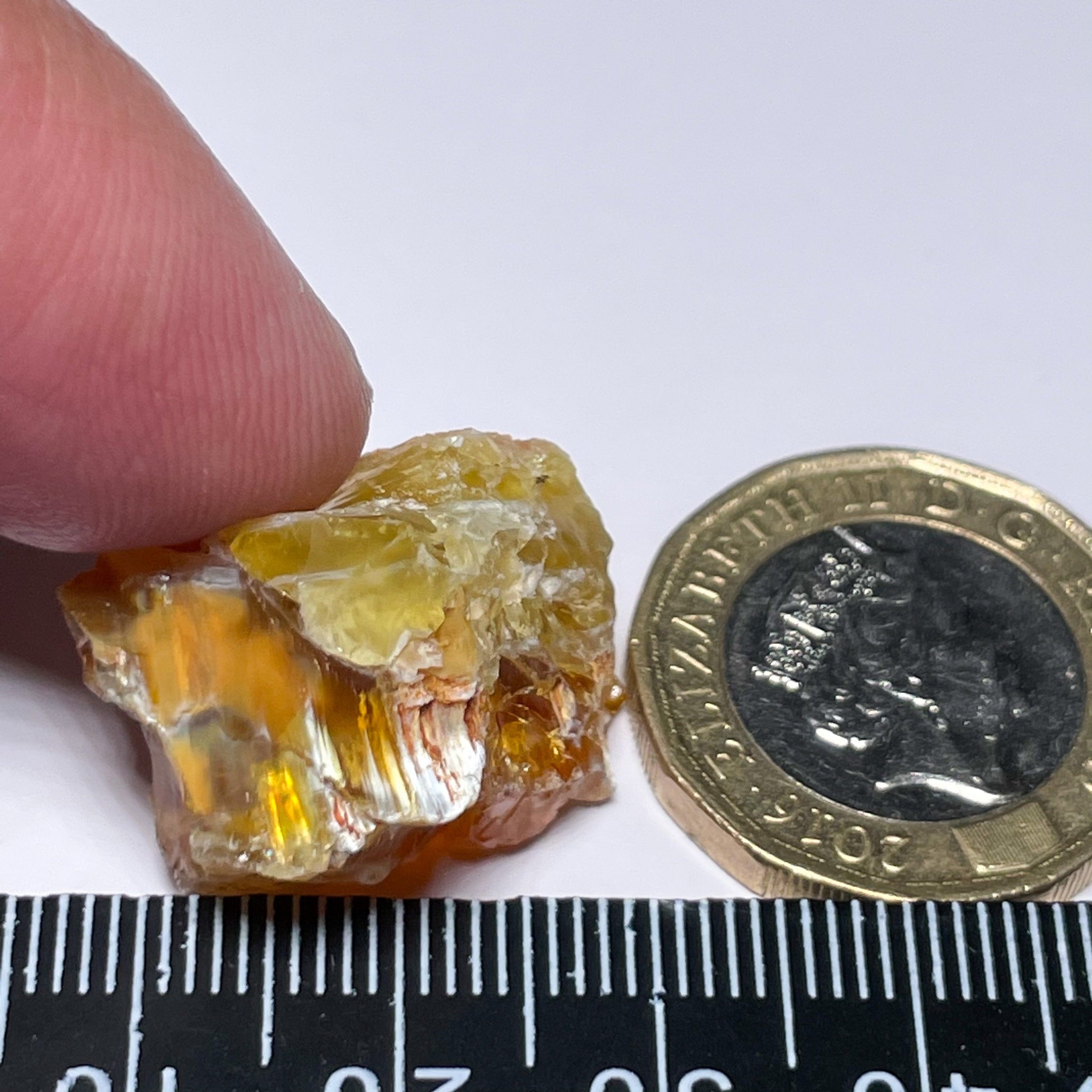 29.11Ct Opal Tanzania Untreated Unheated From A 1999 Deposit Chatoyant (Cats-Eye Effect) Has An