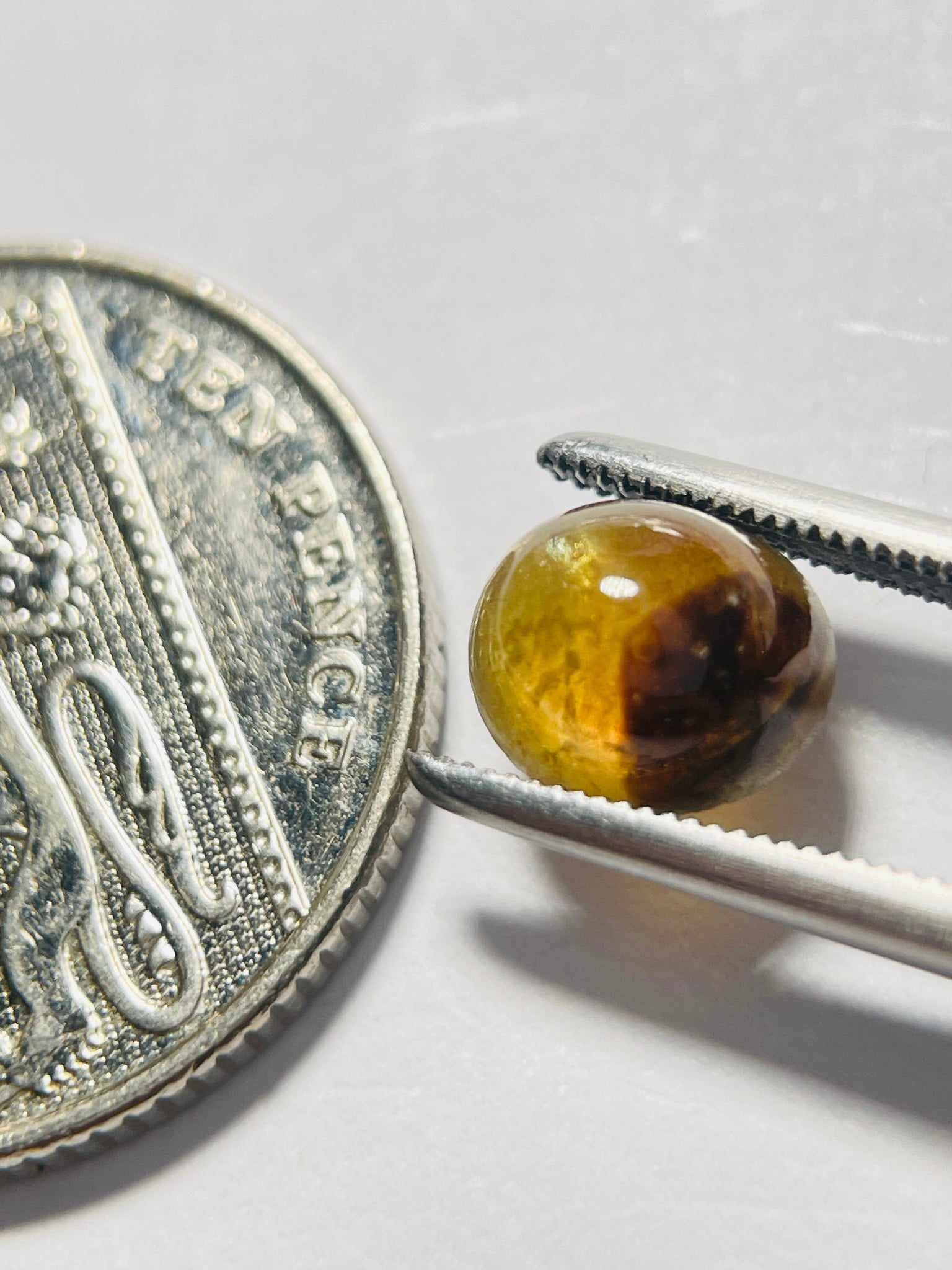 2.77Ct Umba Sapphire Cabochon. Tanzania Untreated Unheated.