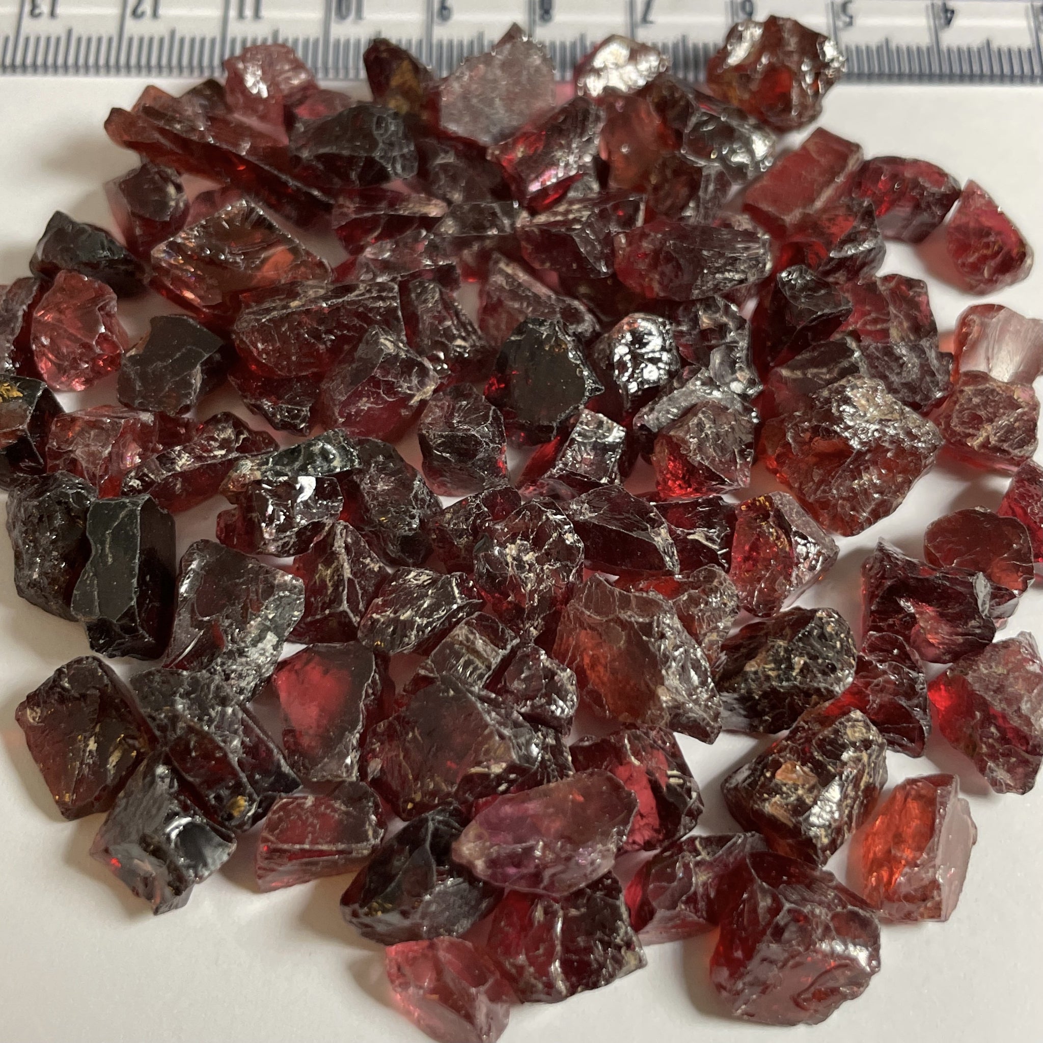 483.00Ct / 96.60Gm Umba Garnet Lot Tanzania 0.50Gm - 1.80Gm Slightly Included To