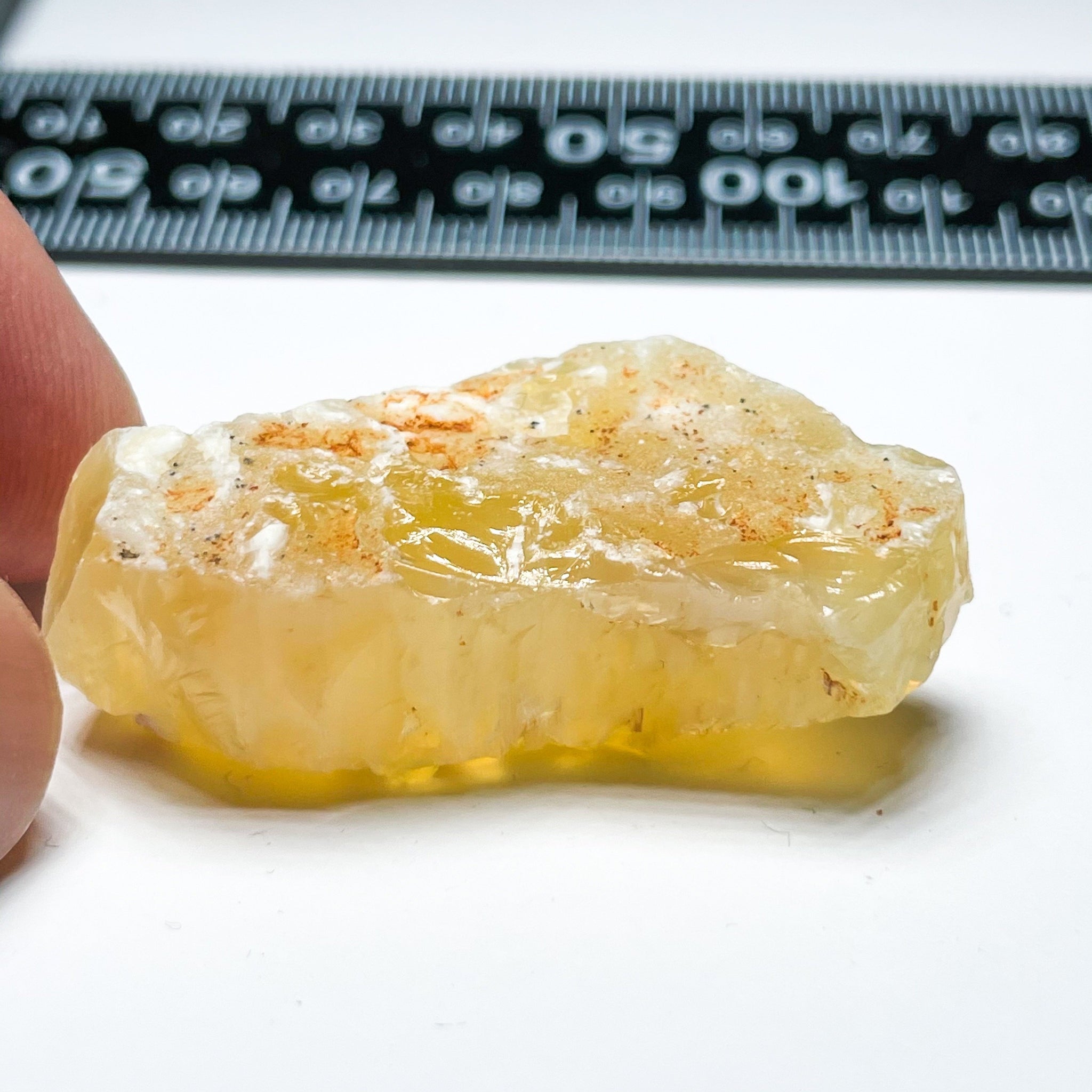 70.82Ct Opal Tanzania Untreated Unheated From A 1999 Deposit Chatoyant (Cats-Eye Effect)