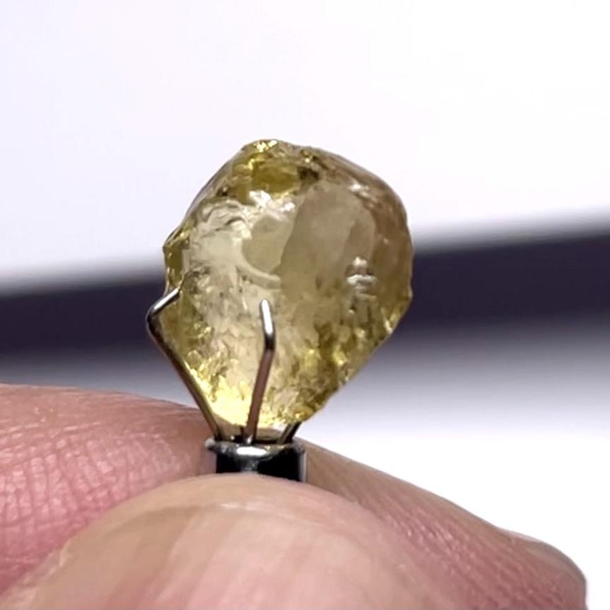 3.88Ct Yellow Tourmaline Crystal Vvs-If Tanzania Untreated Unheated. 9 X 8 5Mm