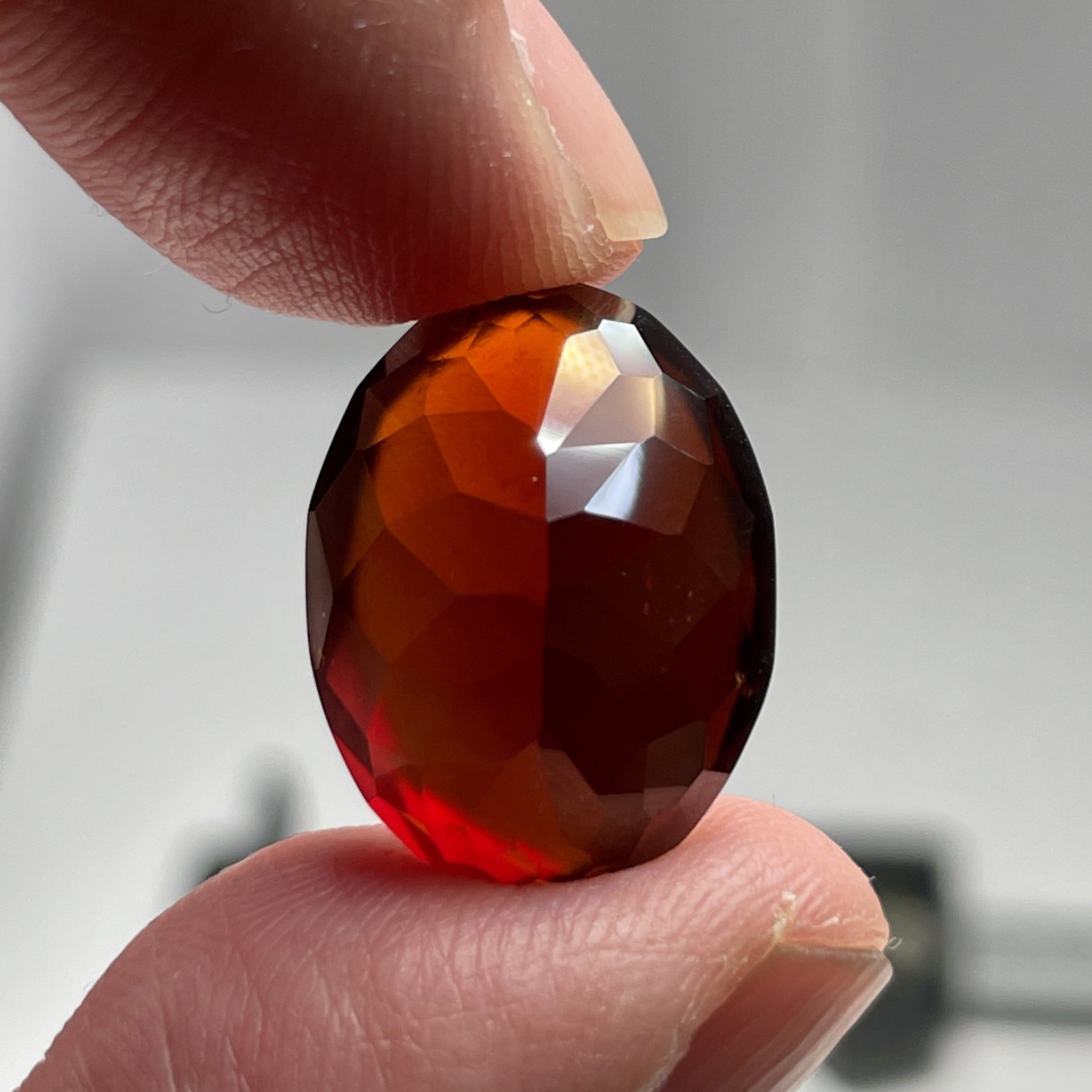 22.88Ct Hessonite Garnet Tanzania Untreated Unheated. 19 X 14 9.1 Mm. Use Either Side.