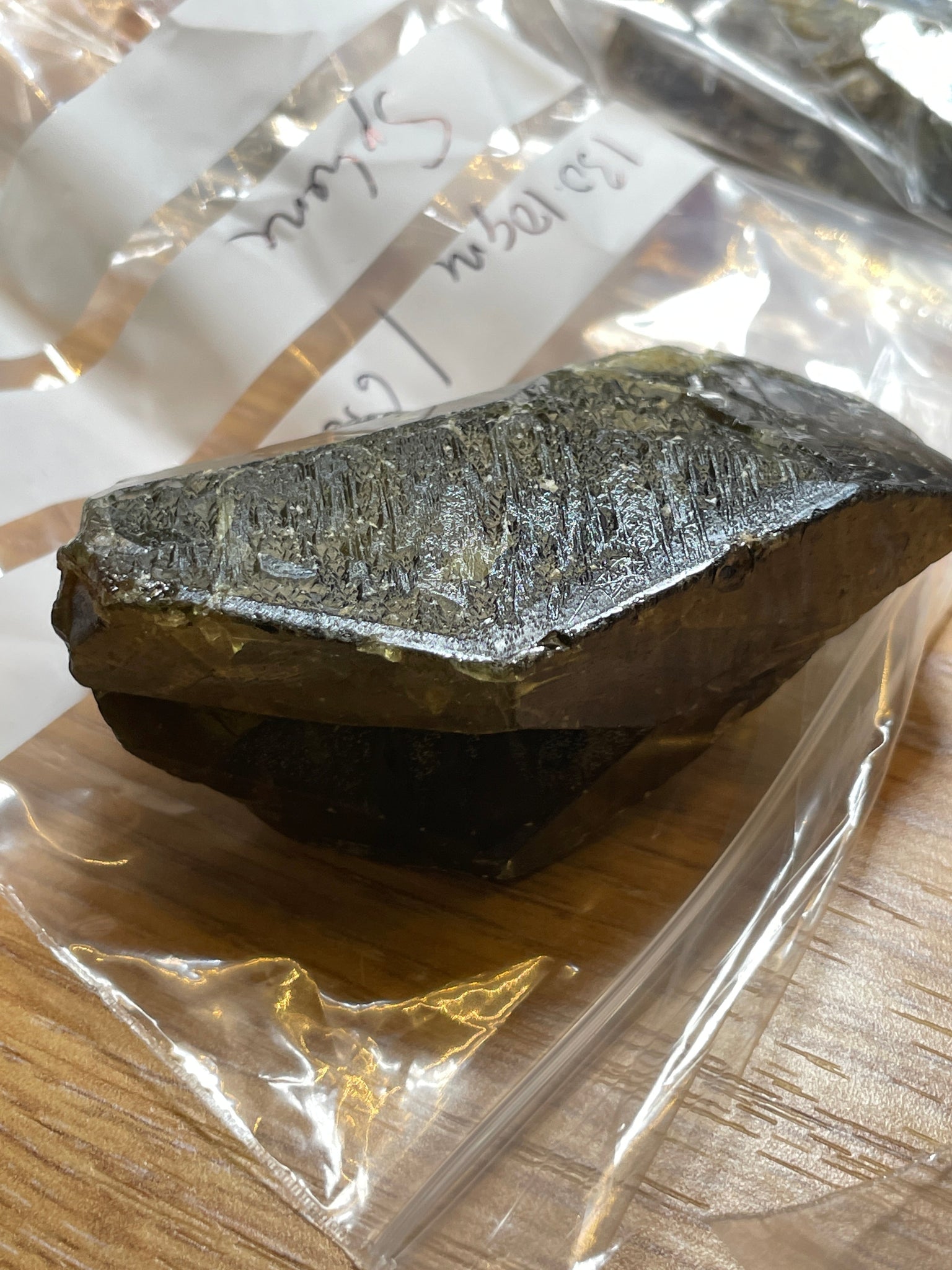 130.10Gm / 650.50Ct Sphene Crystal From Tanzania. Superb Rare Piece. 71.60 X 50.00 33.20Mm