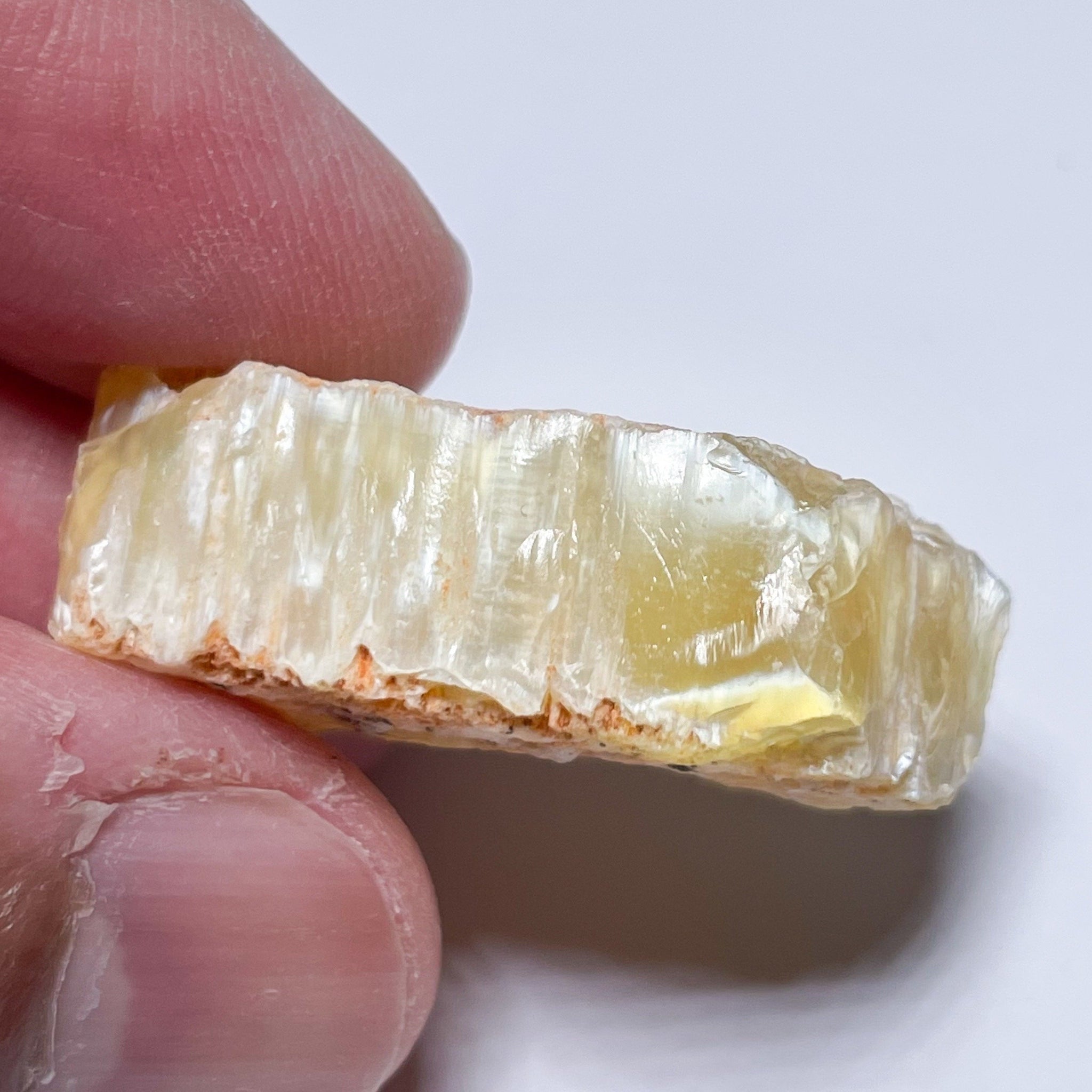 53.83Ct Opal Tanzania Untreated Unheated From A 1999 Deposit Chatoyant (Pearly Cats-Eye Effect)