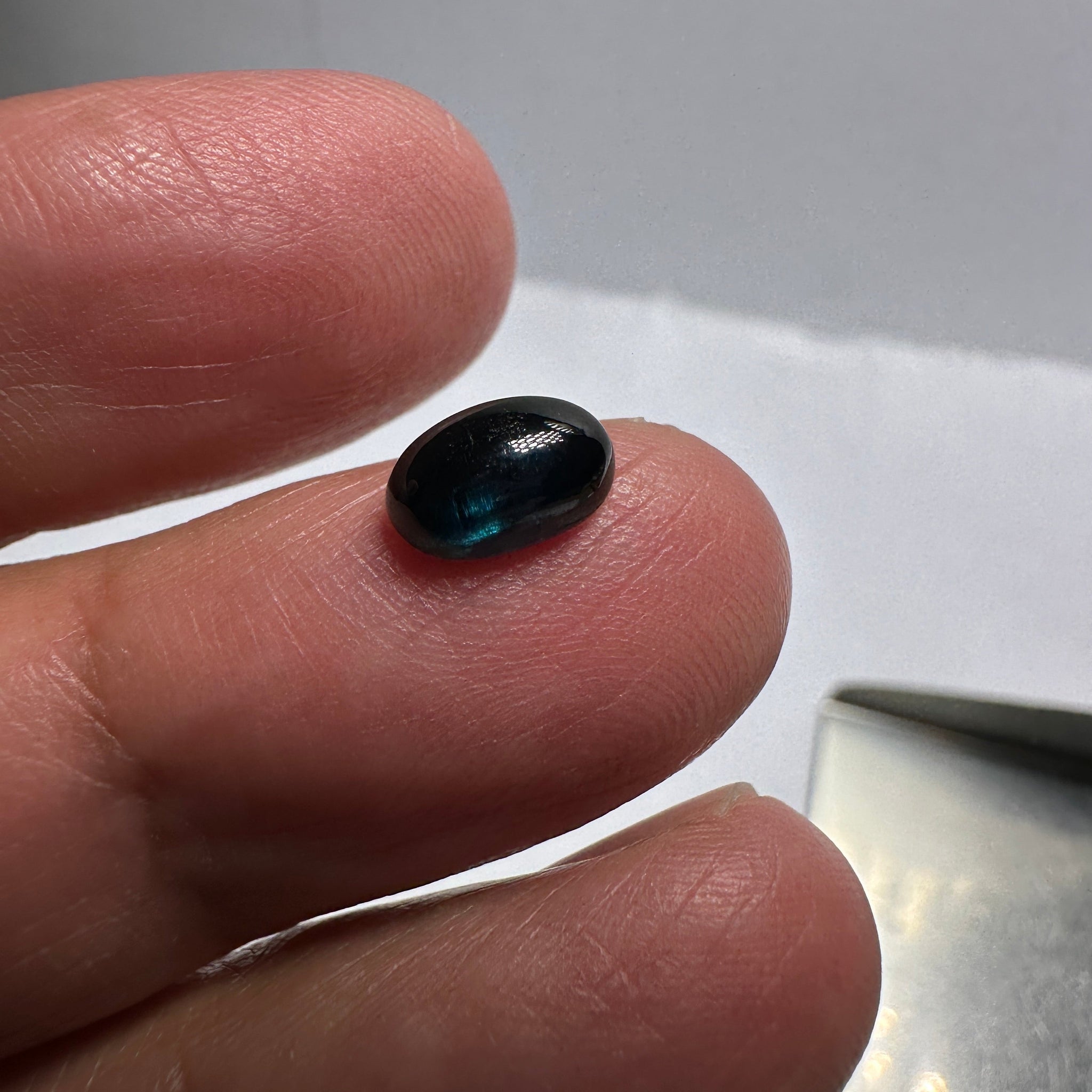 1.80Ct Sapphire Cabochon Kenya. Untreated Unheated. Can Be Used As Is Or Facet It Into A Cut Stone.